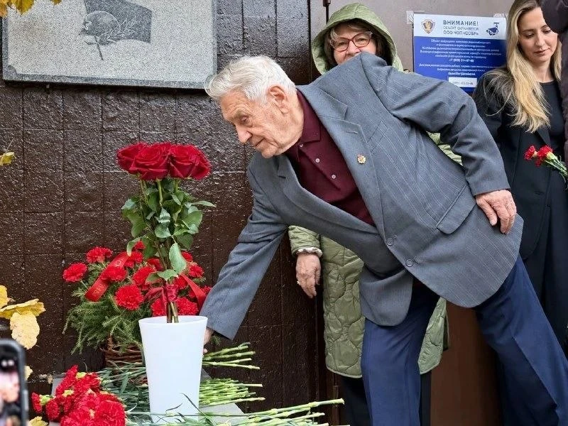 📍 В Чапаевском переулке почтили память московских ополченцев