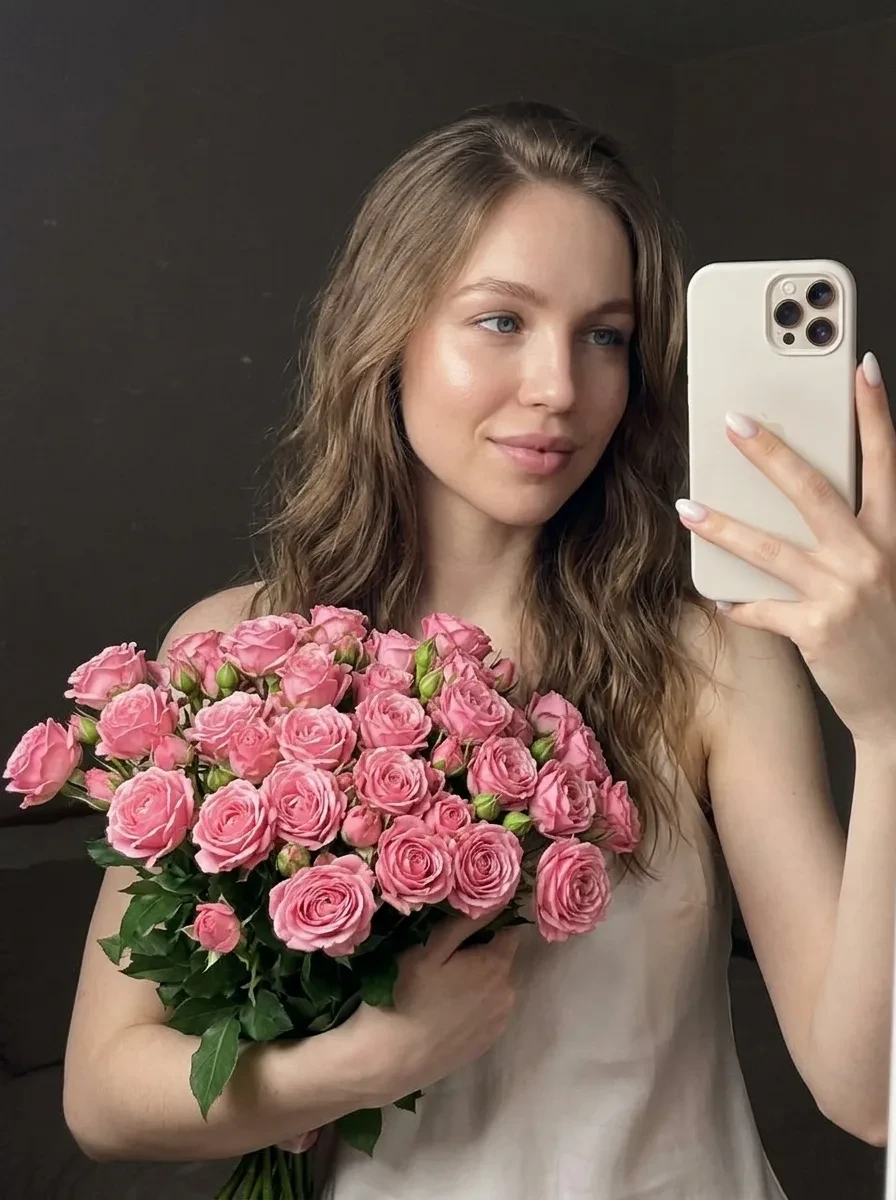 КУСТОВЫЕ РОЗЫ И ЗЕРКАЛО🌸
