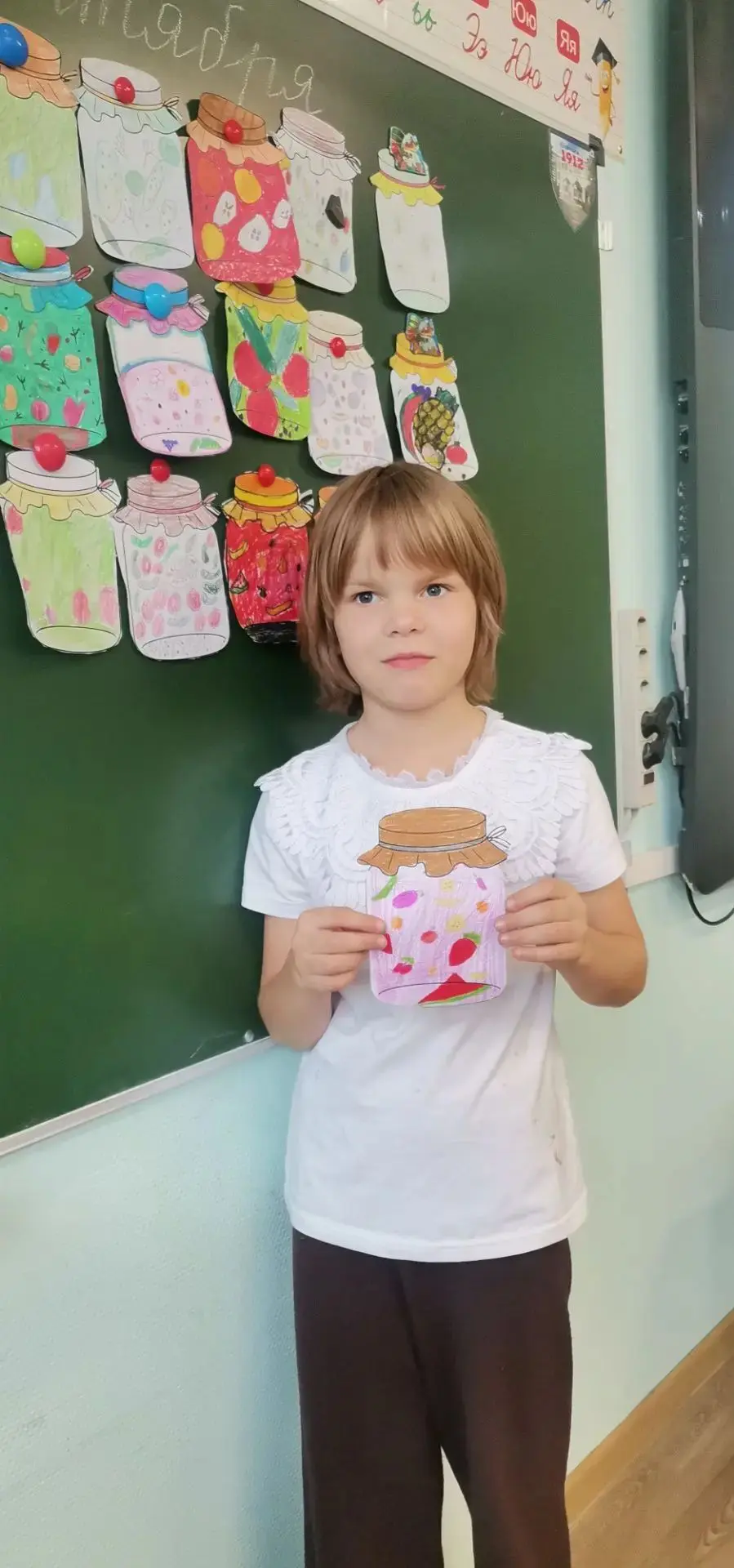 🍅 «Бумажная банка» от 2 «А»: консервируем творчество!