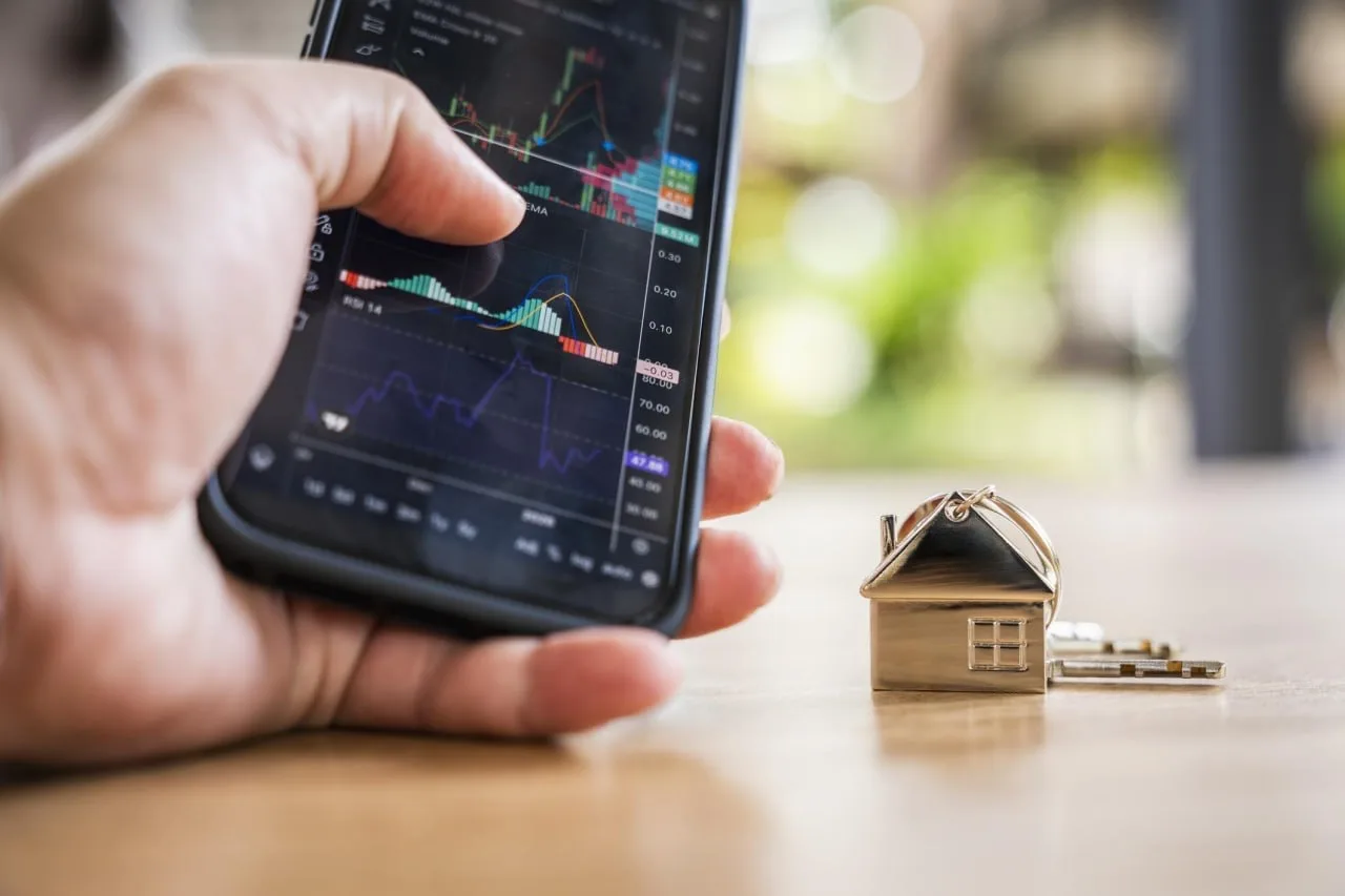 🏠 Недвижимость не падает в цене? Просто вы не видите котировок