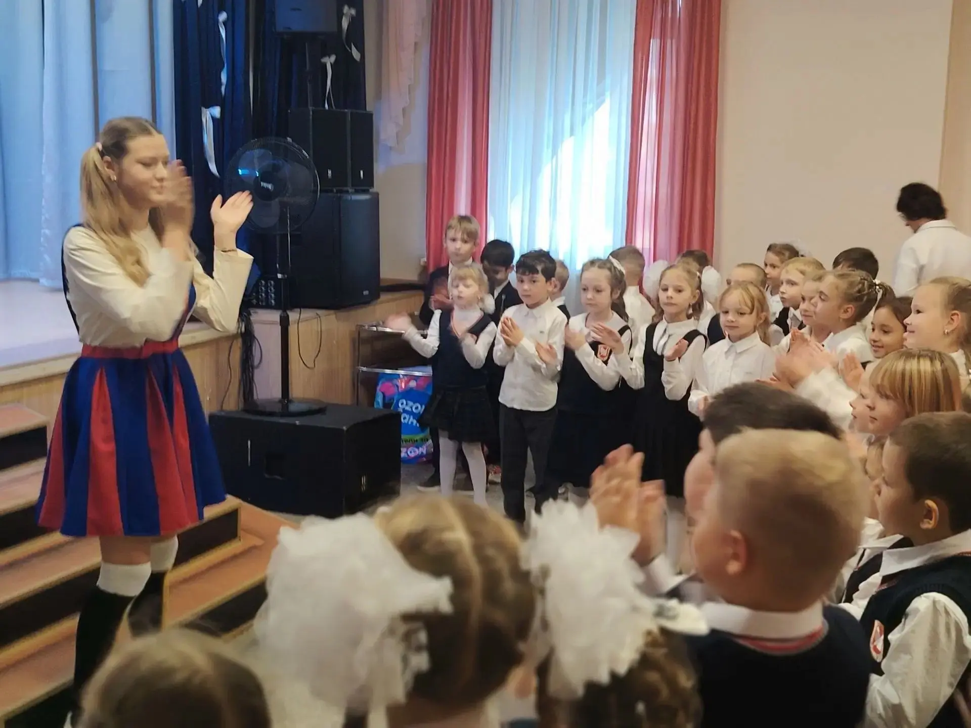 В нашей школе — не только уроки и звонки, но и по-настоящему волшебные дни посвящения! ...