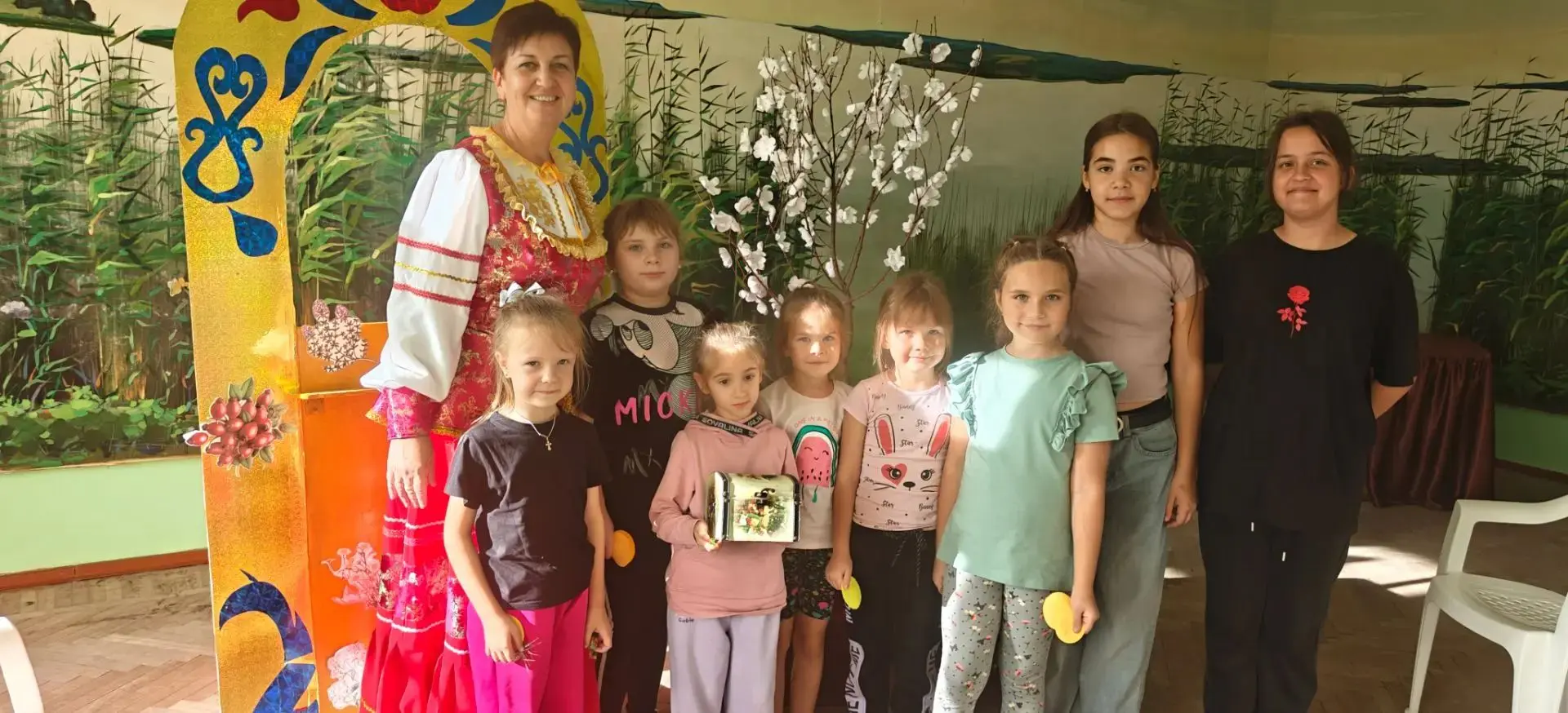 Сегодня в нашем Доме культуры было по-настоящему сказочно: мы открыли волшебный ларец и...
