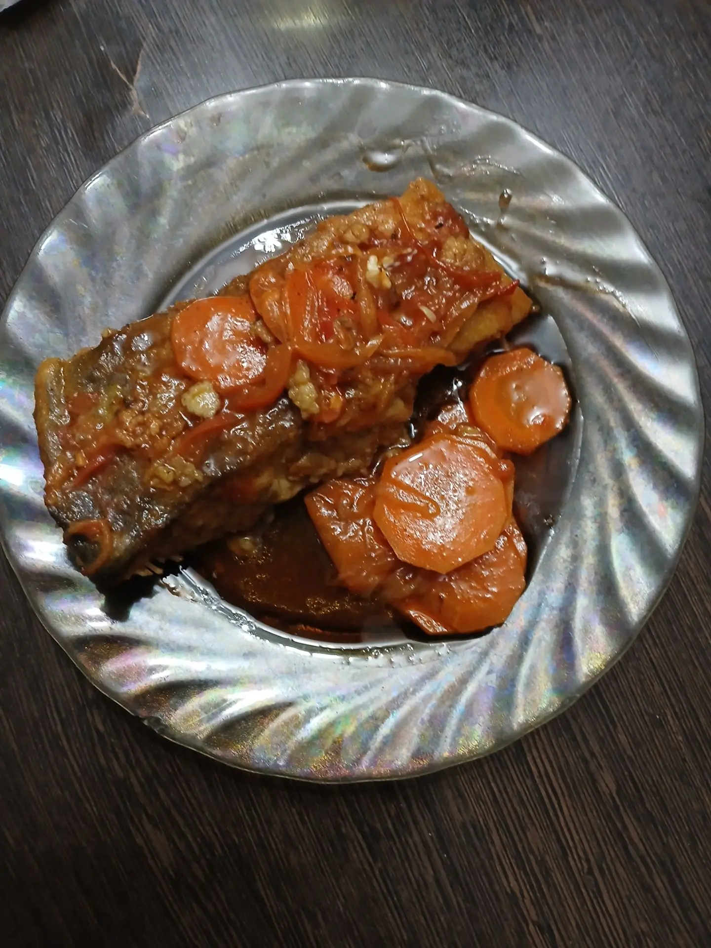 Рыба тушёная с овощами.