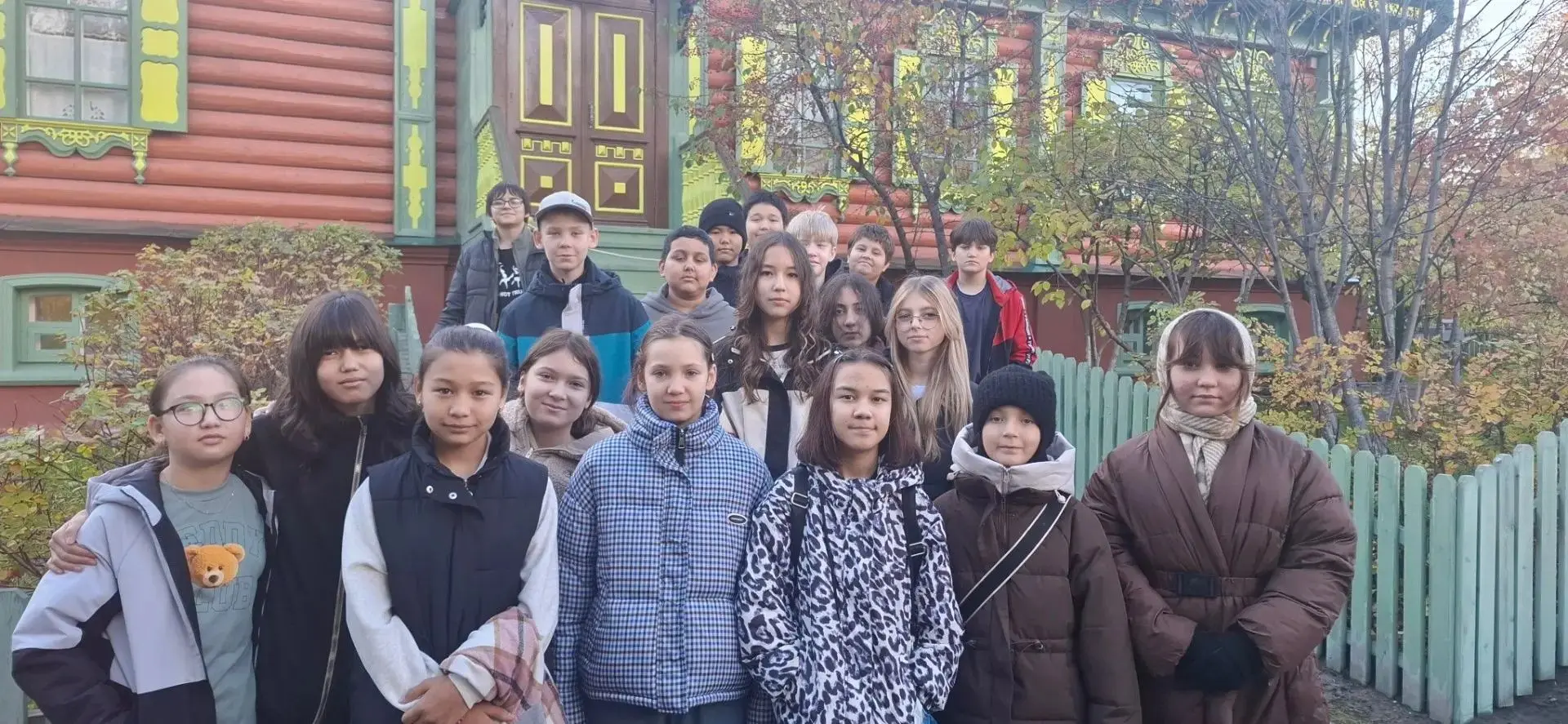 🏡 Путешествие в прошлое: как шестиклассники Сургут на век назад вернулись!