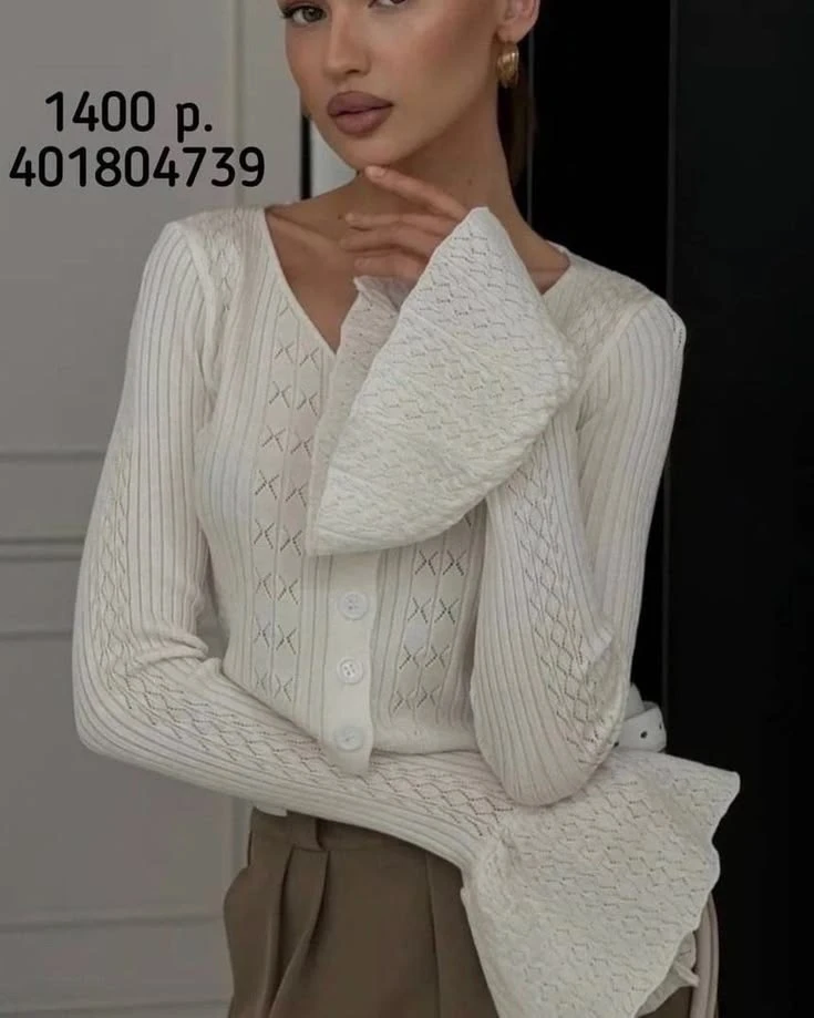 Белые кофточки🦢