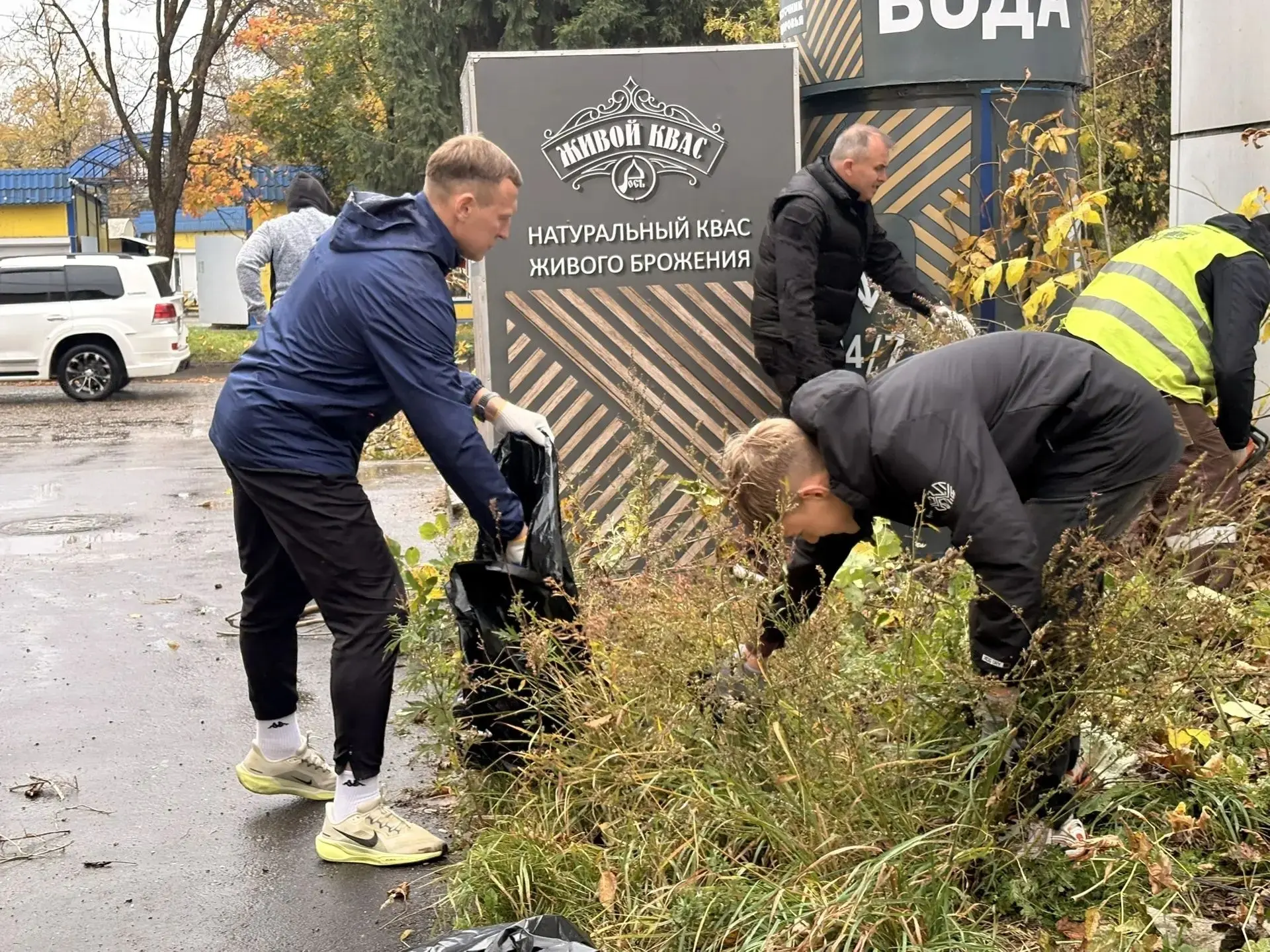 🍁 Глава округа Олег Смоляков с командой Администрации приняли участие в общегородском ...