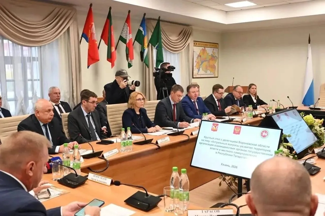 🤝 Глава Россошанского района подписал соглашение о сотрудничестве с Татарстаном.