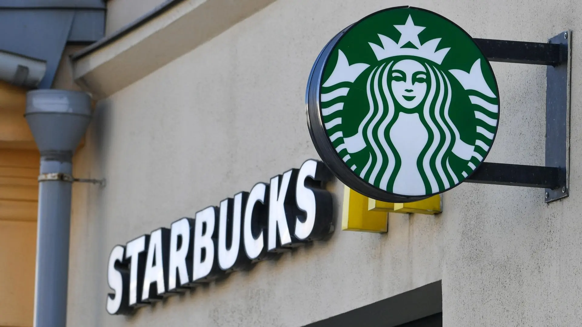 Starbucks может купить Chipotle — это станет крупнейшей сделкой в истории ресторанного ...