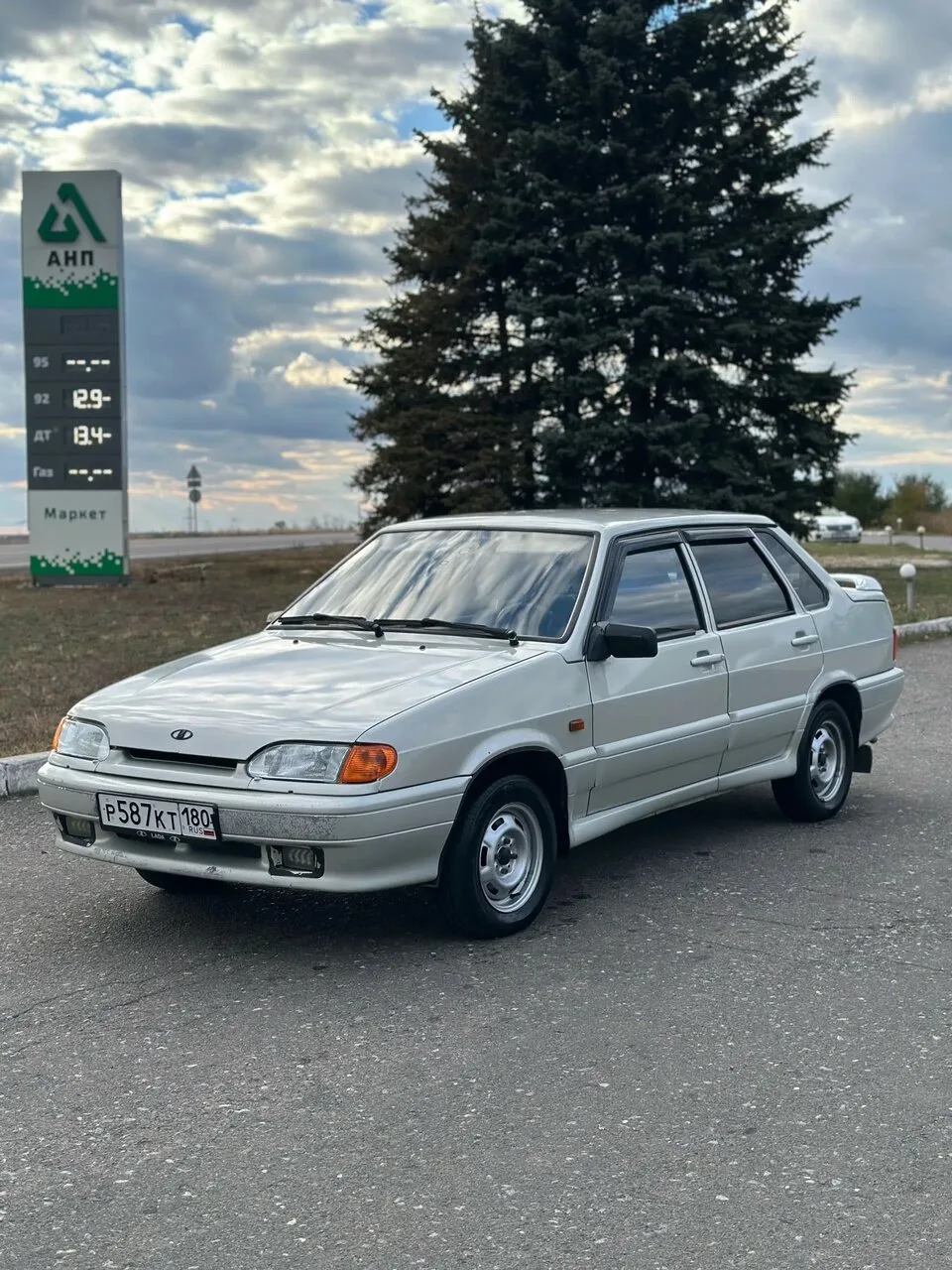 Продам ВАЗ 2115 на газу, 2007 г., 1.6 инжектор, б/у, Амвросиевка — 260.000р