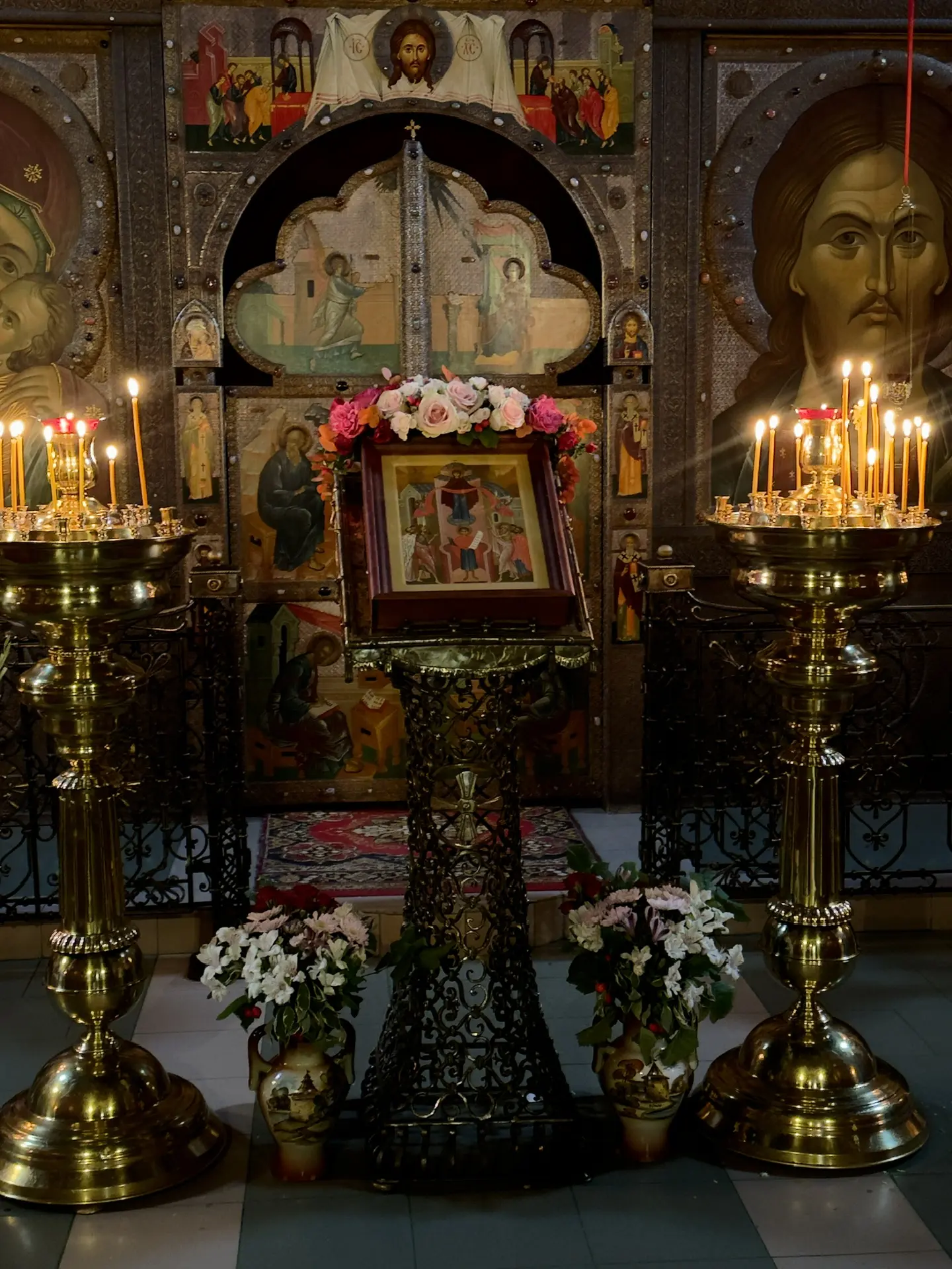 Сегодня, зашла в свой любимый храм — Василия на Горке. 🙏❤️