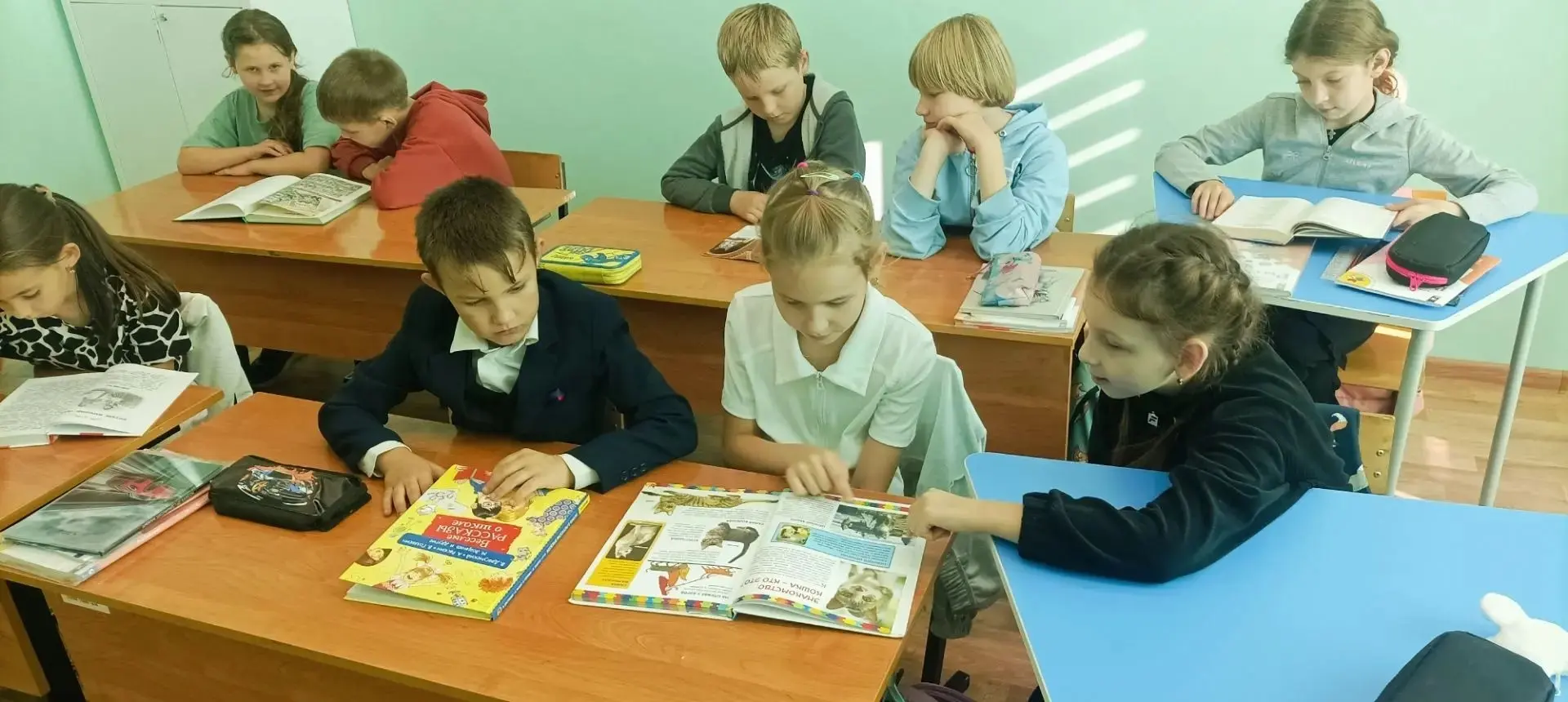 🎉 Всероссийский день чтения — отличный повод снова взять в руки книгу! 📚