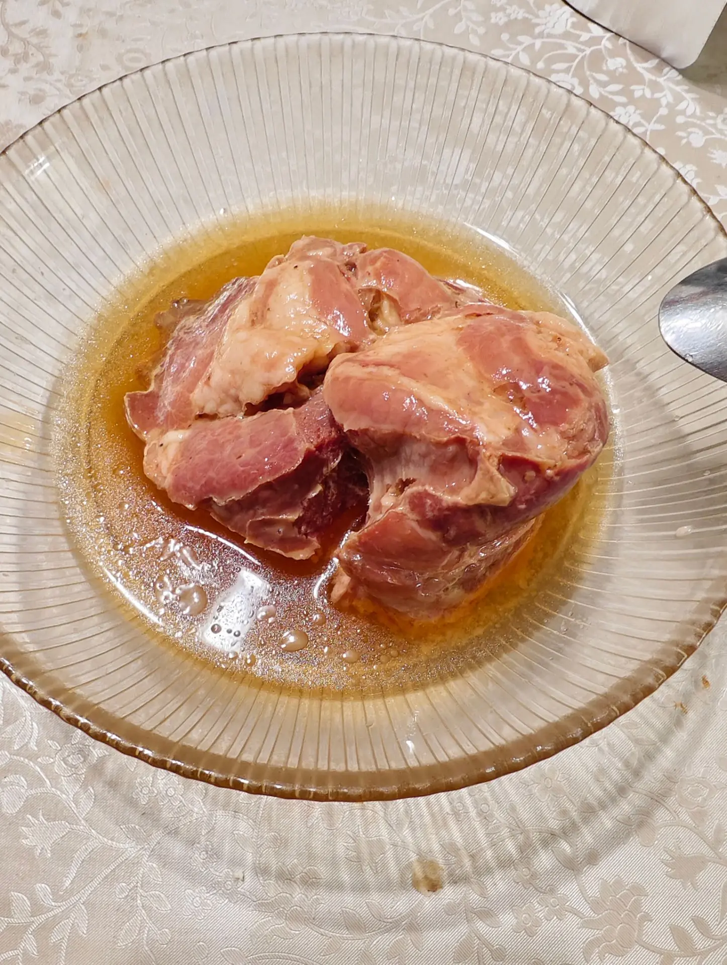 Вот результат челенджа, на вкус вначале сложно сказать на что похоже. На тушёнку в отда...