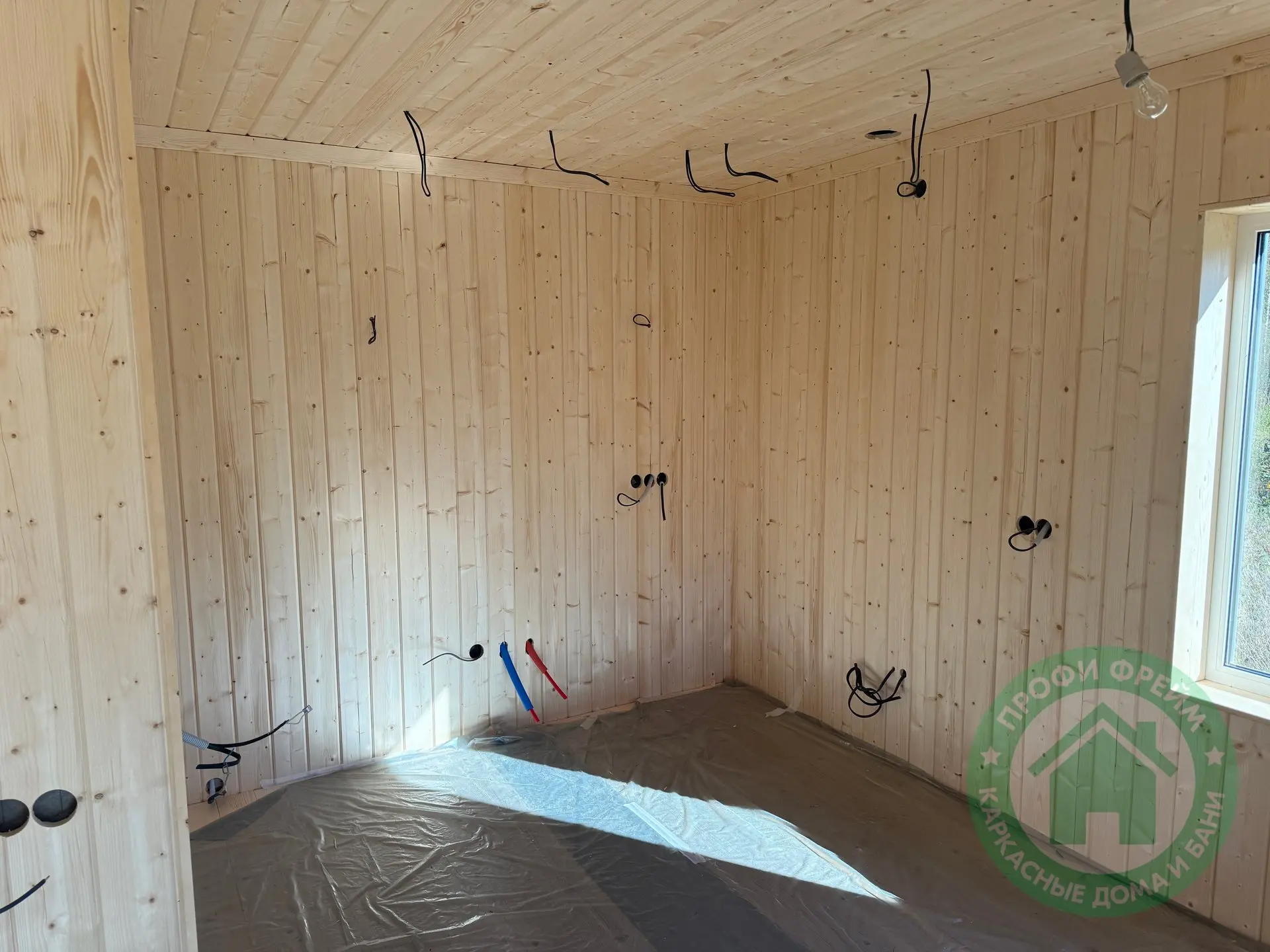🏠 Отделка внутри дома 6х10 в ТСН Заозерное.