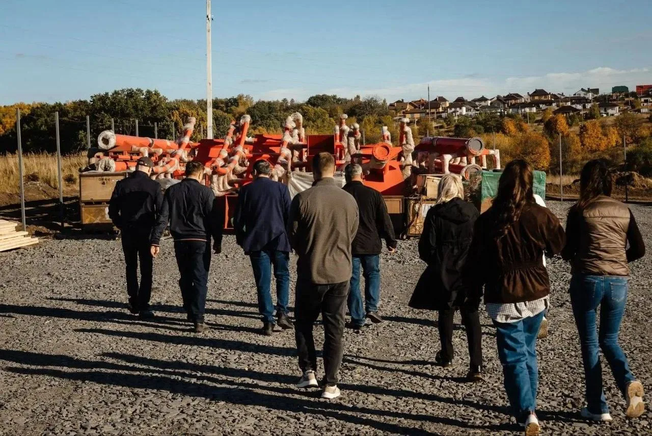 В парк «Курская сказка» привезли первые аттракционы 🎡