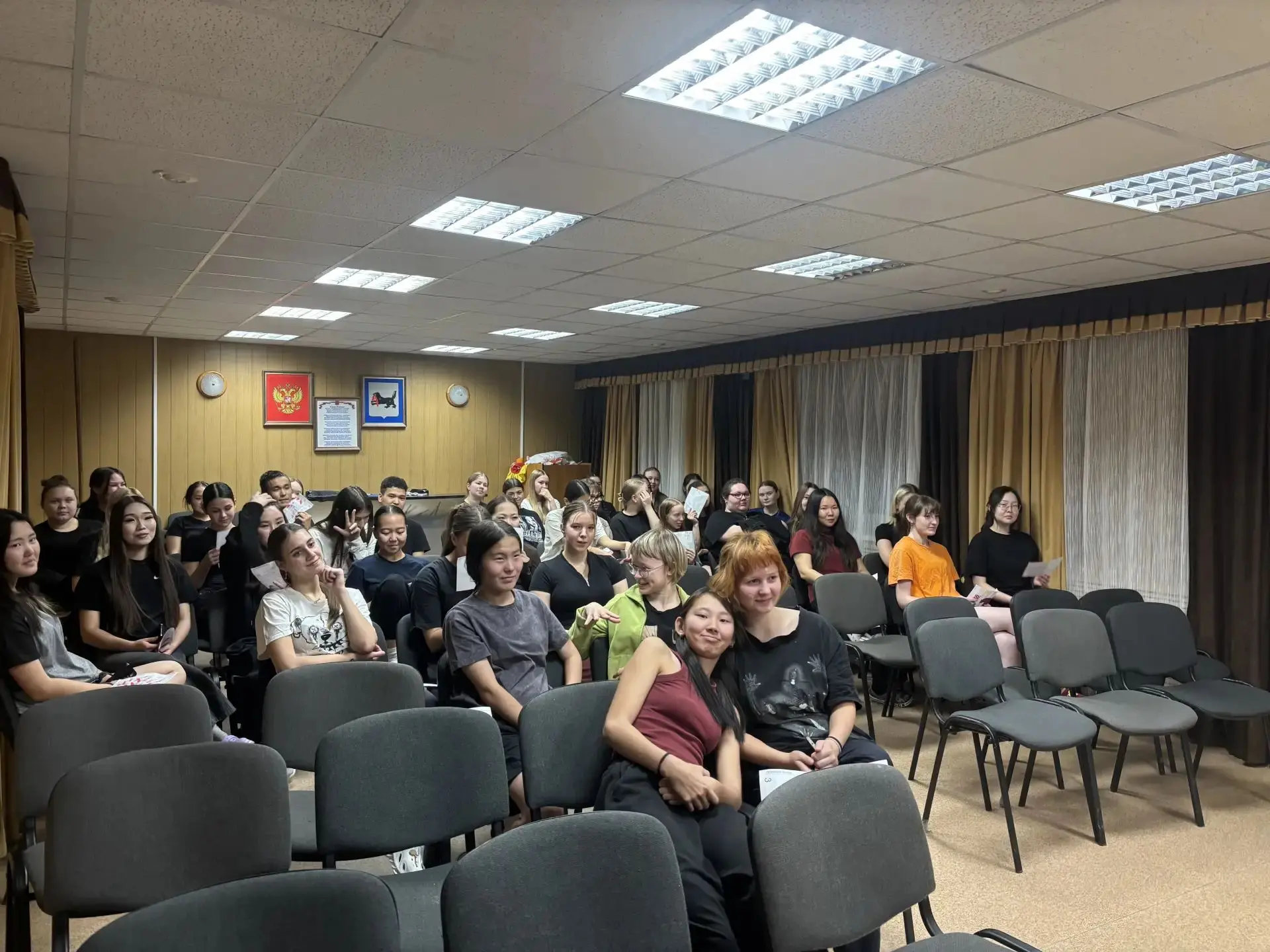 «Кто не прошёл квест — не жилец общежития!» В медколледже посвятили первокурсников в жи...