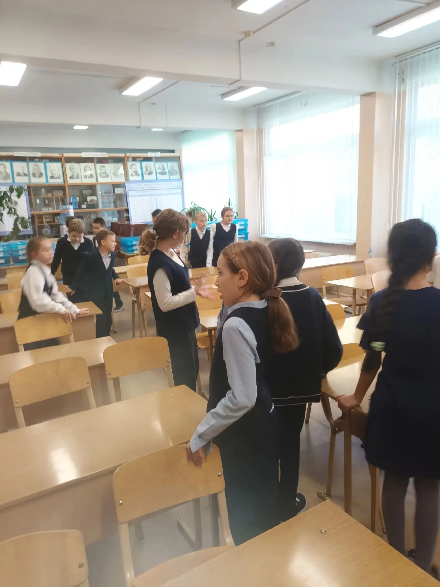 ⚗️ Юные исследователи из 3 «А» класса сегодня снова отправились на «научную перемену» в...
