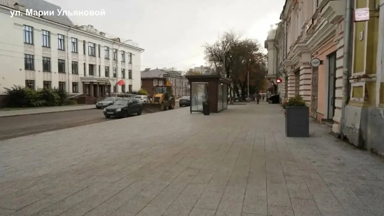 📌 Глава Вологды Сергей Жестянников пообещал, что тротуары на ул. Мира, Марии Ульяновой...