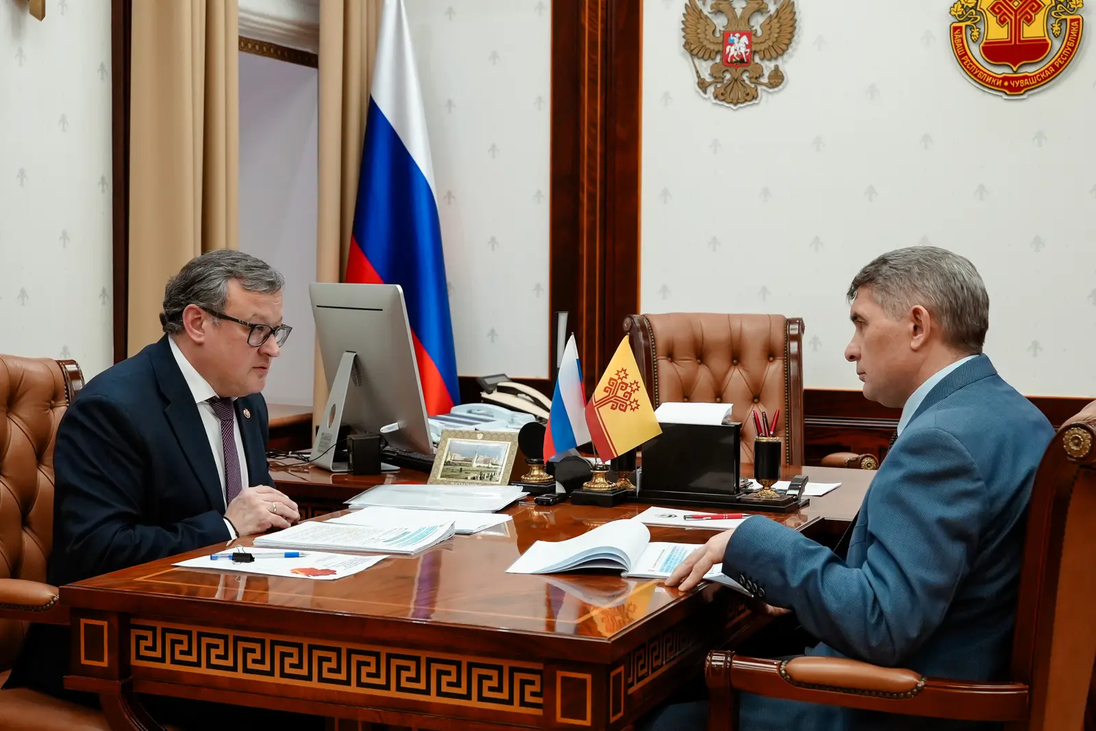 Перед законом все равны, а следствие разберется.