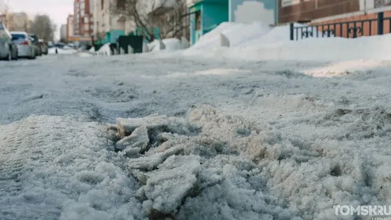Томские дороги и тротуары будут посыпать более соленой пескосмесью