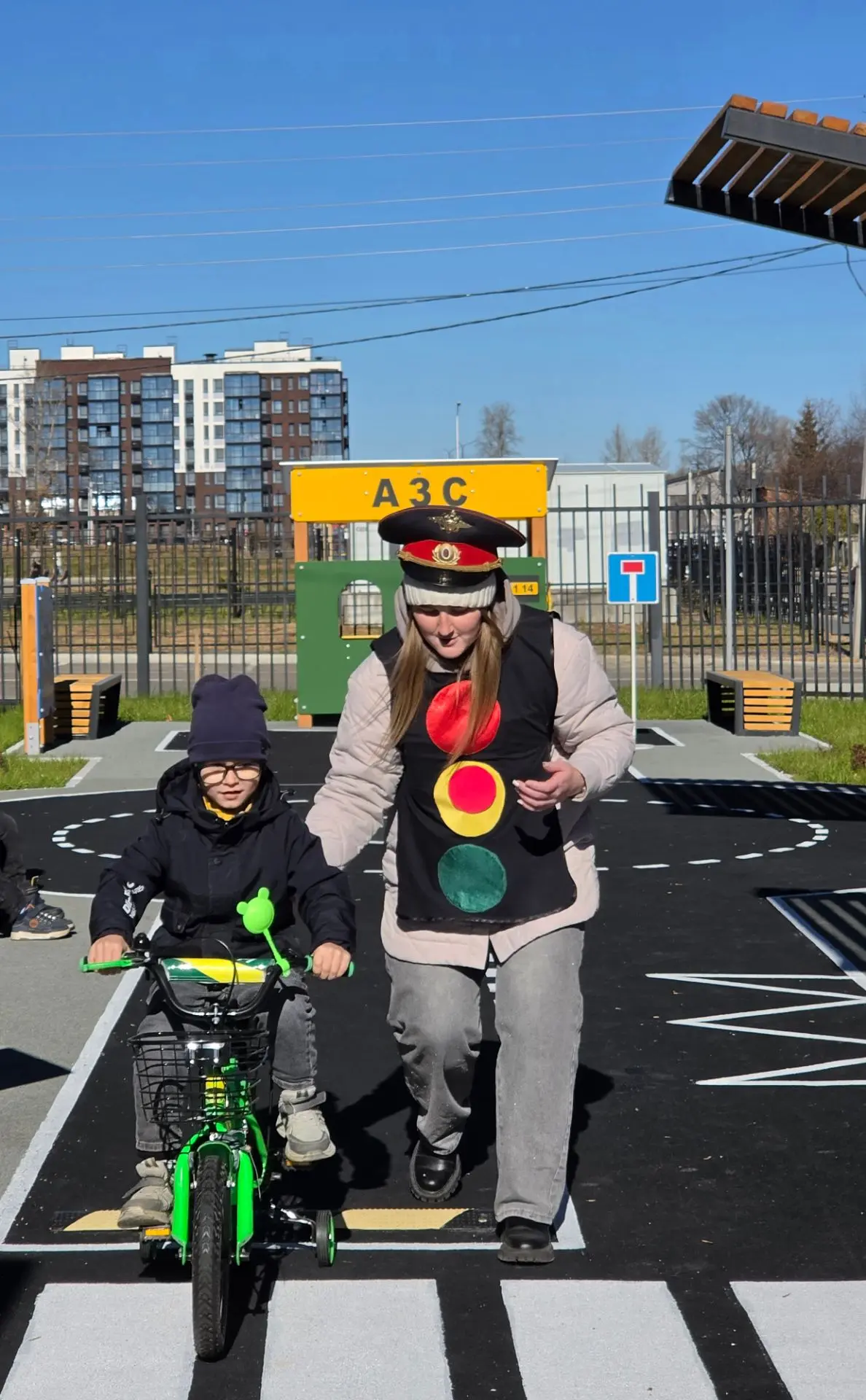 На этой неделе наши дети побывали в гостях у Веселого Светофора 🚦, который помог им вс...