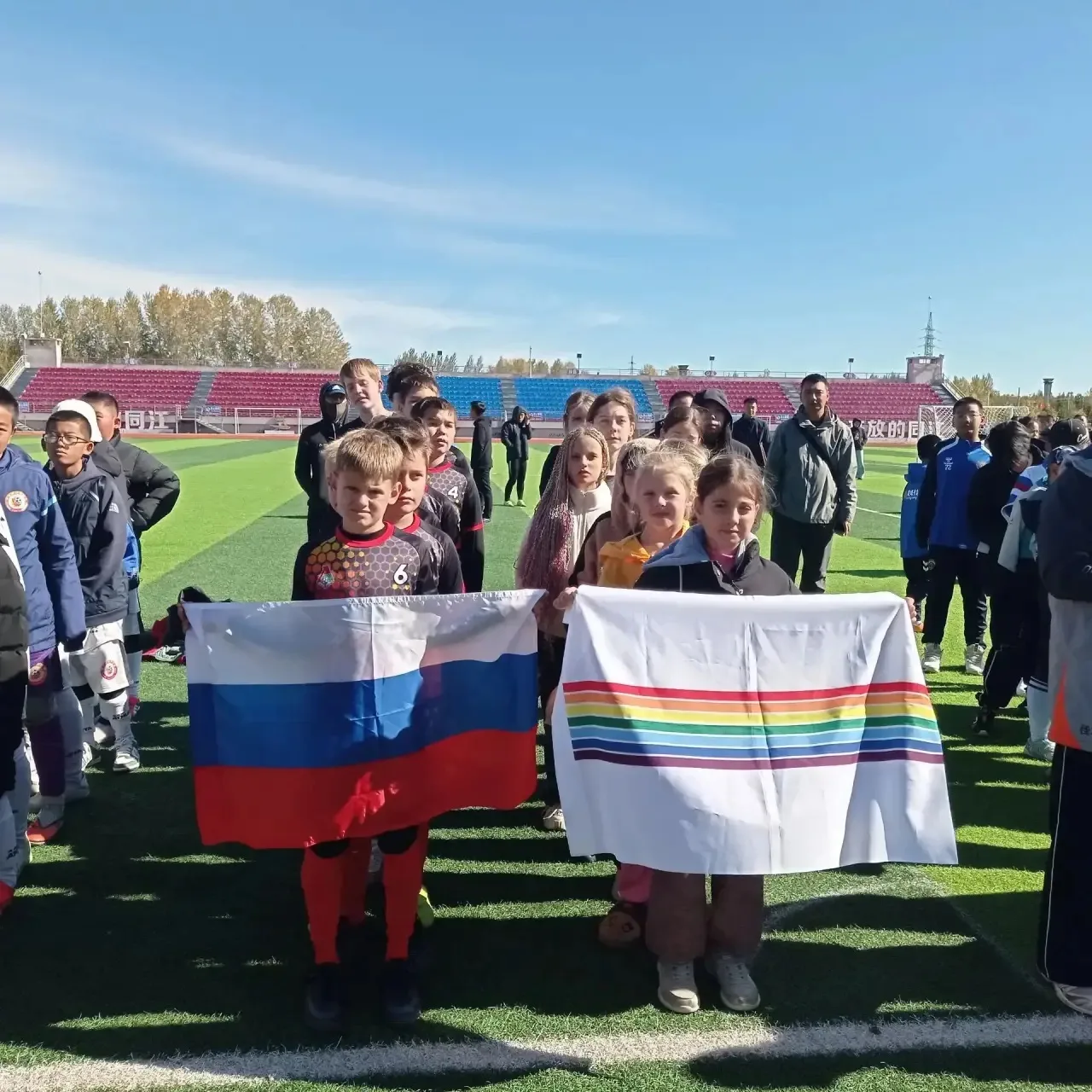 🏆 Юные футболисты из Смидовичского района стали серебряными призёрами международного т...