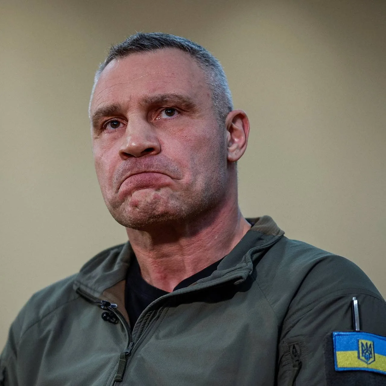 ⚡️ Киев переходит в режим выживания и готовится к продолжительным перебоям с электричес...