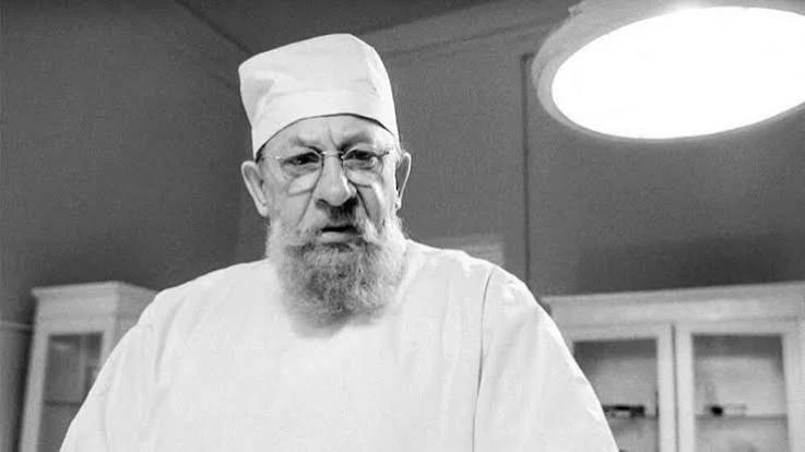 9 октября исполняется 100 лет со дня рождения выдающегося актера театра и кино, народно...
