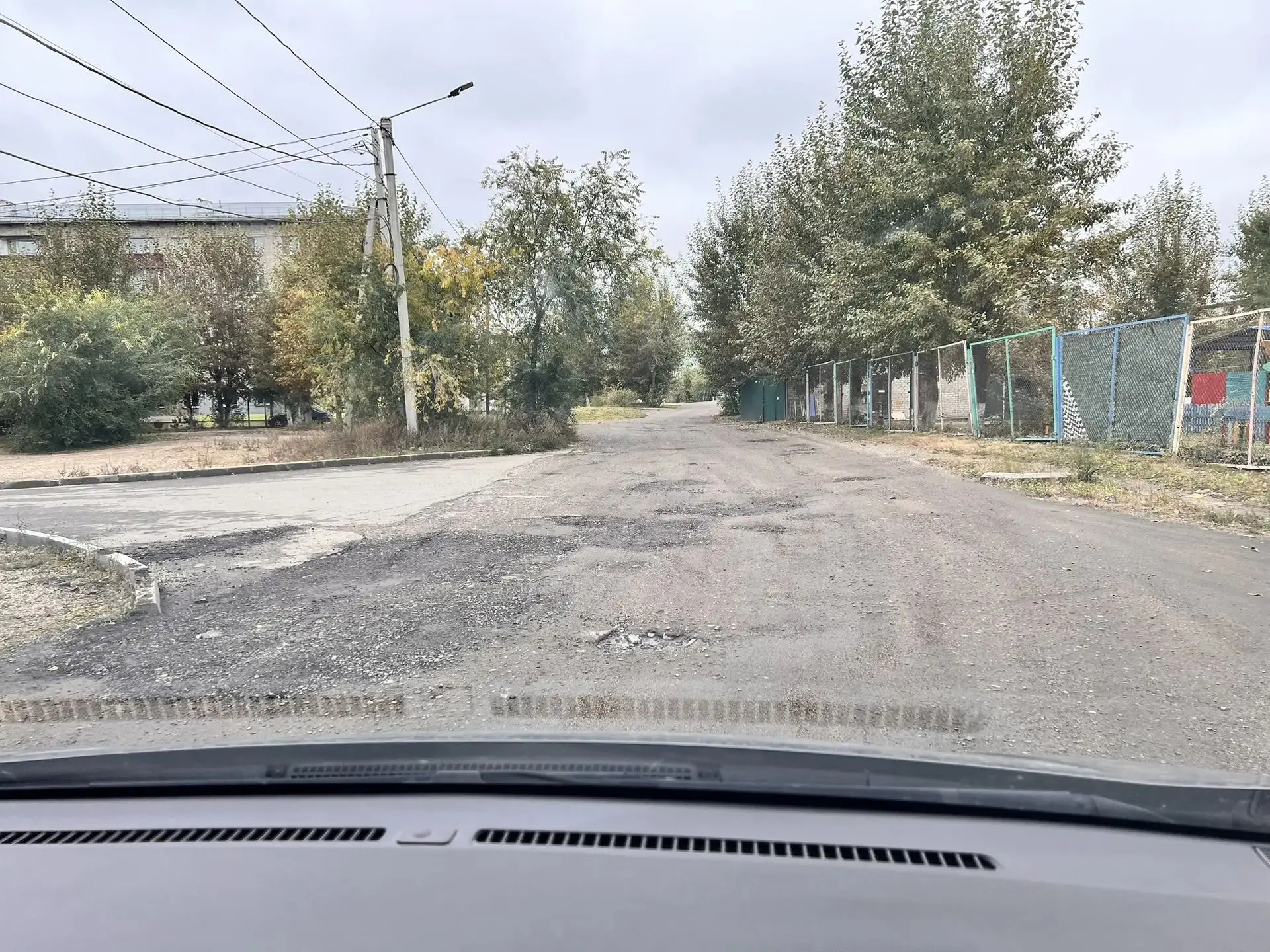 Депутат от КПРФ добивается ремонта дороги в Агрогородке Опытный