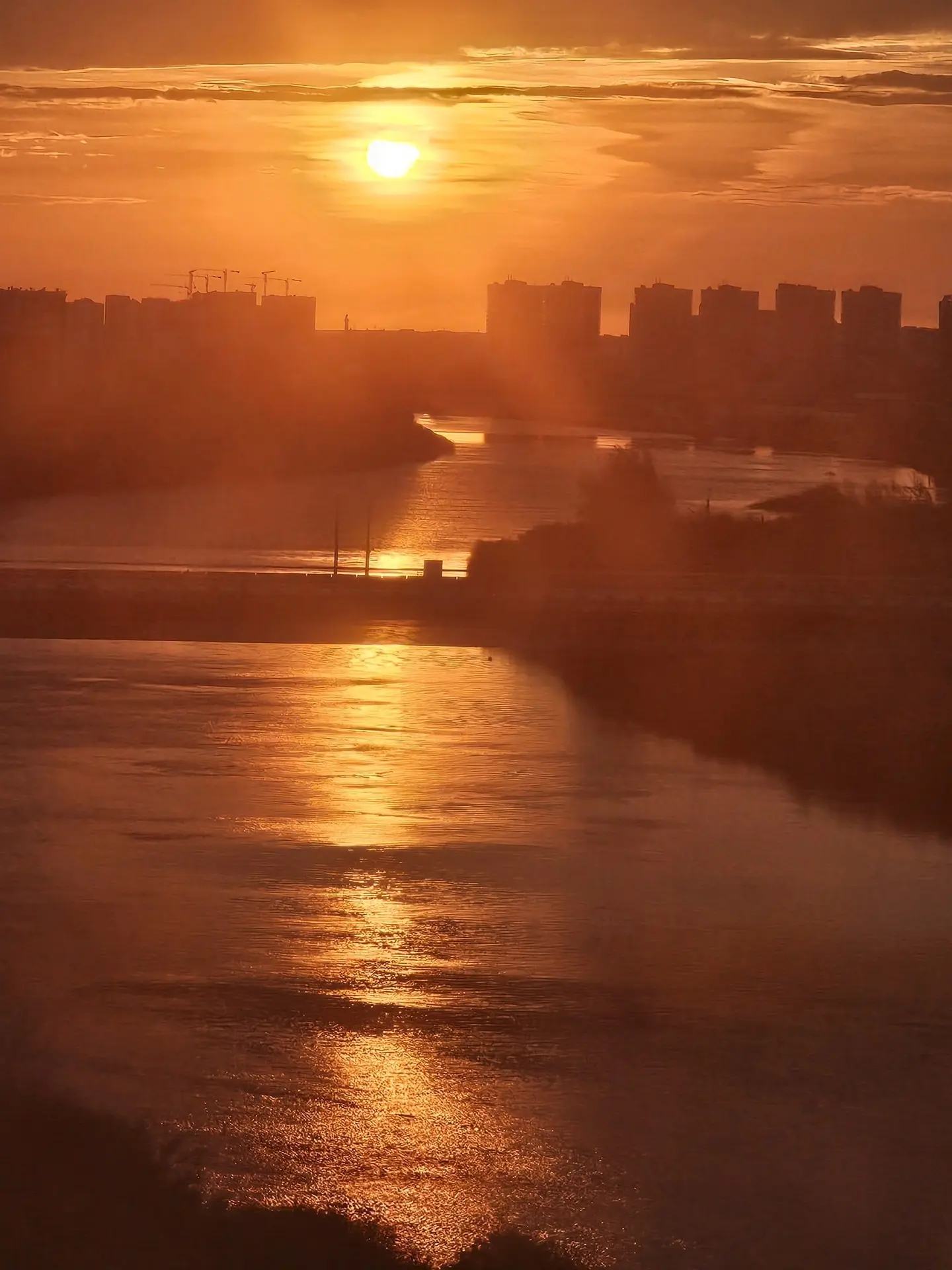 Тура в золотых красках — глаз не оторвать 🧡