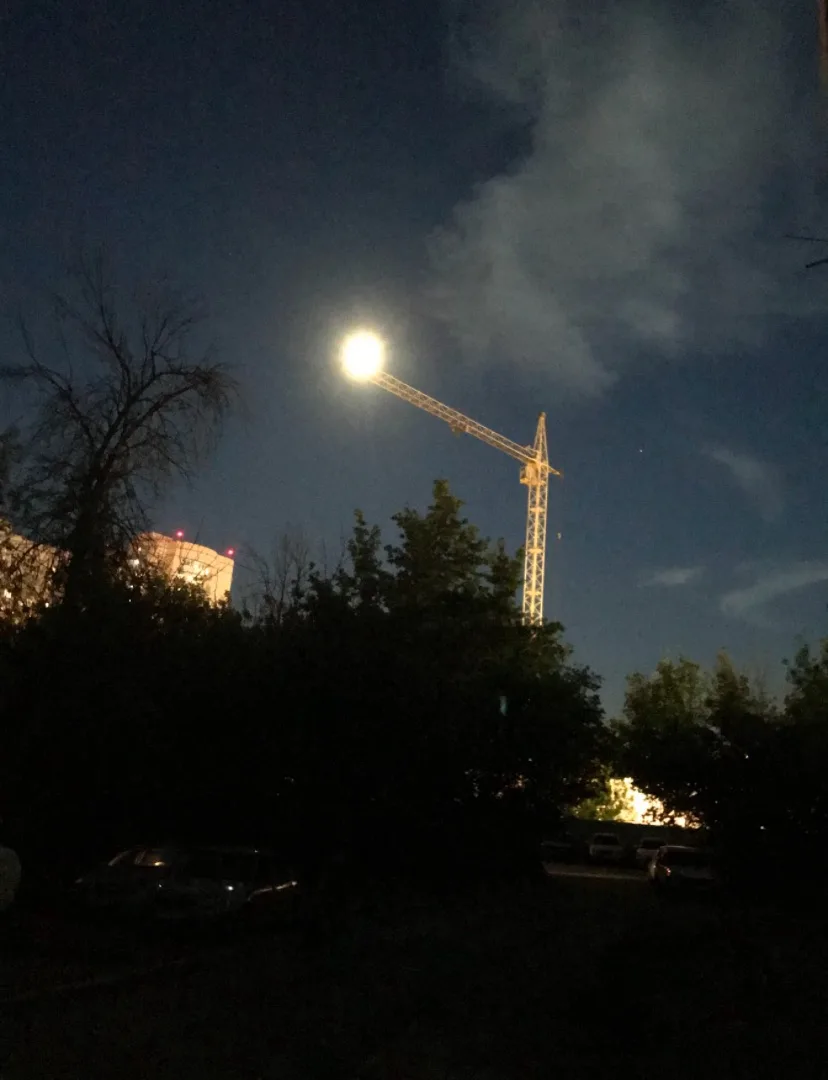 🌕Луна🌕Интересный получился кадр, и совершенно случайно🌕