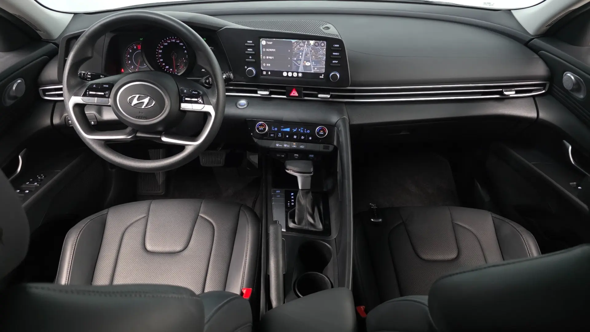 🚘 Hyundai Avante CN7 (Smart)