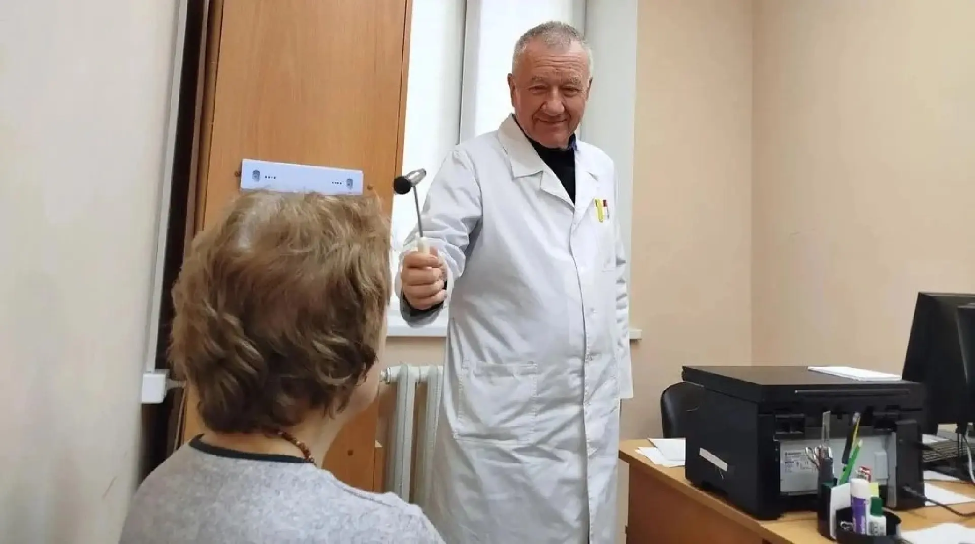 Жителям села Борисово скоро станет проще попасть к врачам. 14 октября в местном ФАПе пр...