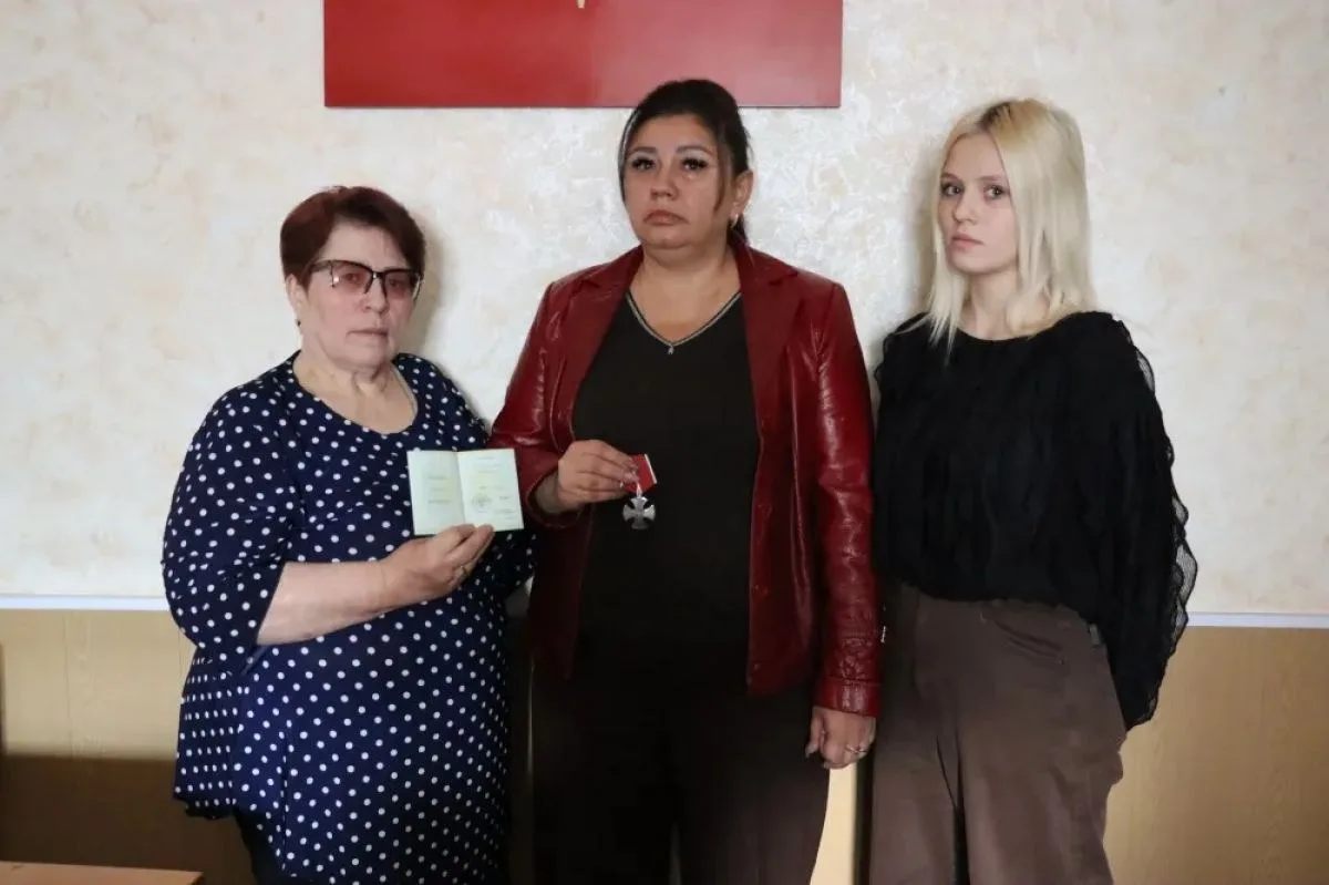 🎖️ Болховчанина Кирилла Карпова наградили орденом Мужества посмертно