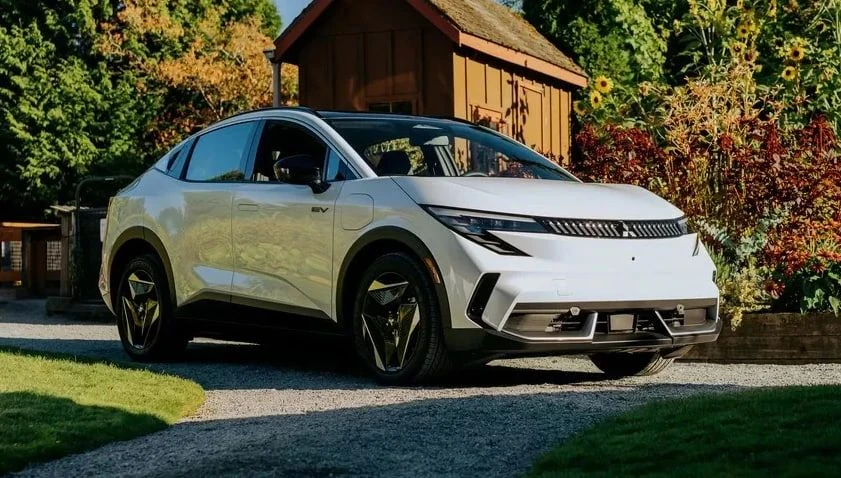 Mitsubishi Eclipse Sportback оказался дороже родственного Nissan Leaf
