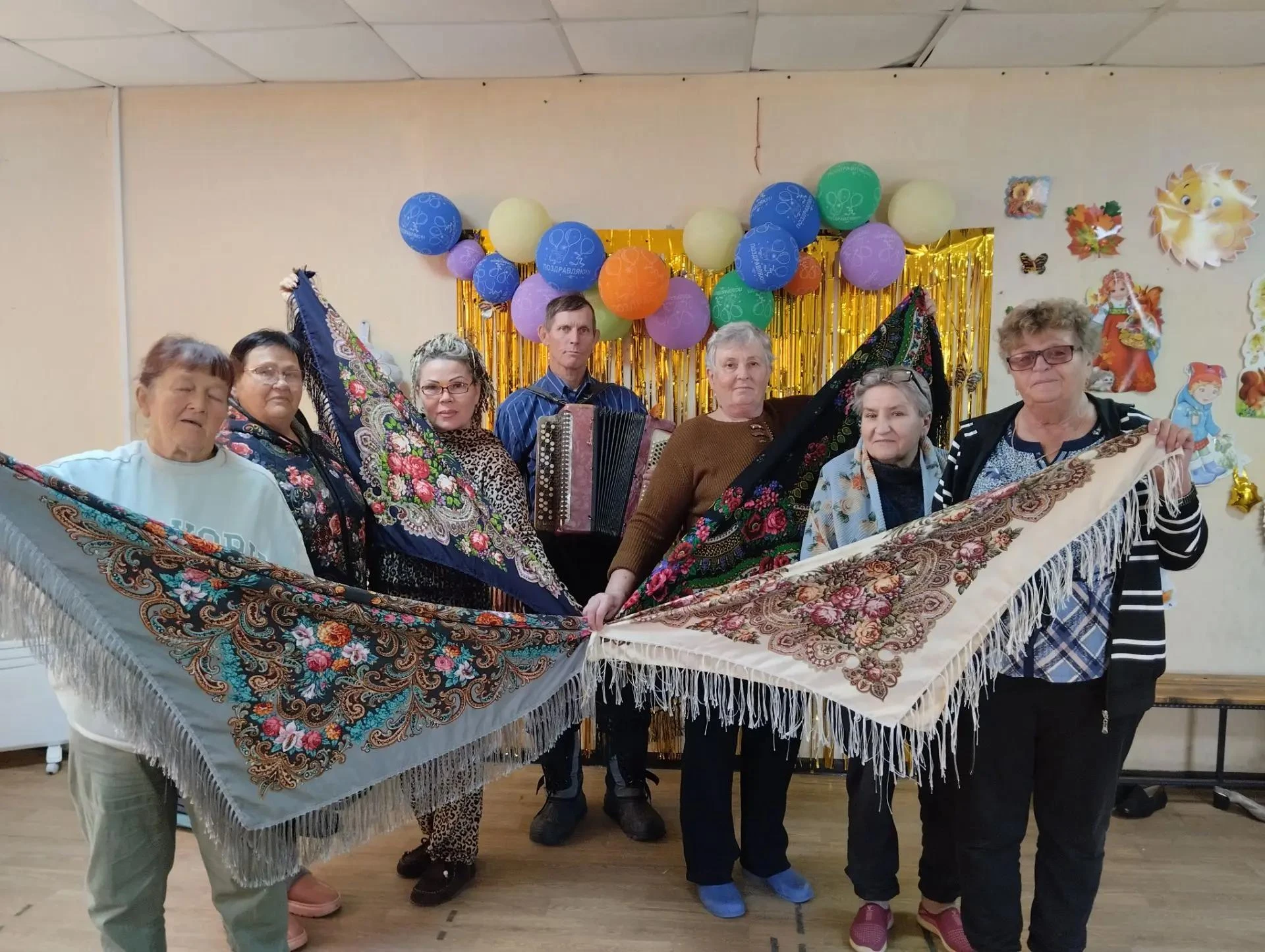 🪗 А в минувшую субботу в Нововладимировке социальные работники Ольга Куликова и Надежд...