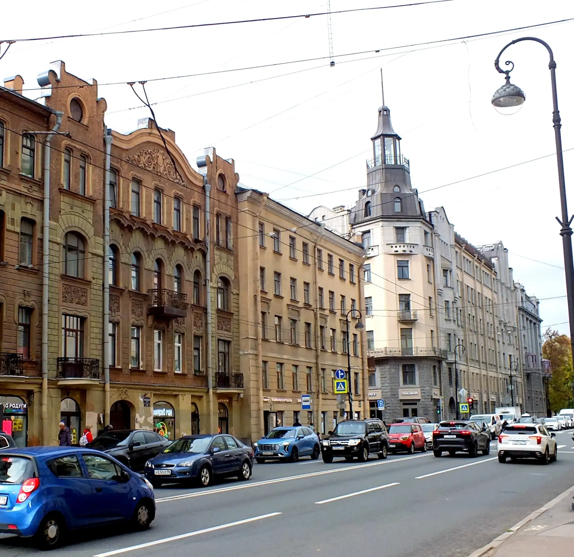 Каменноостровский проспект.