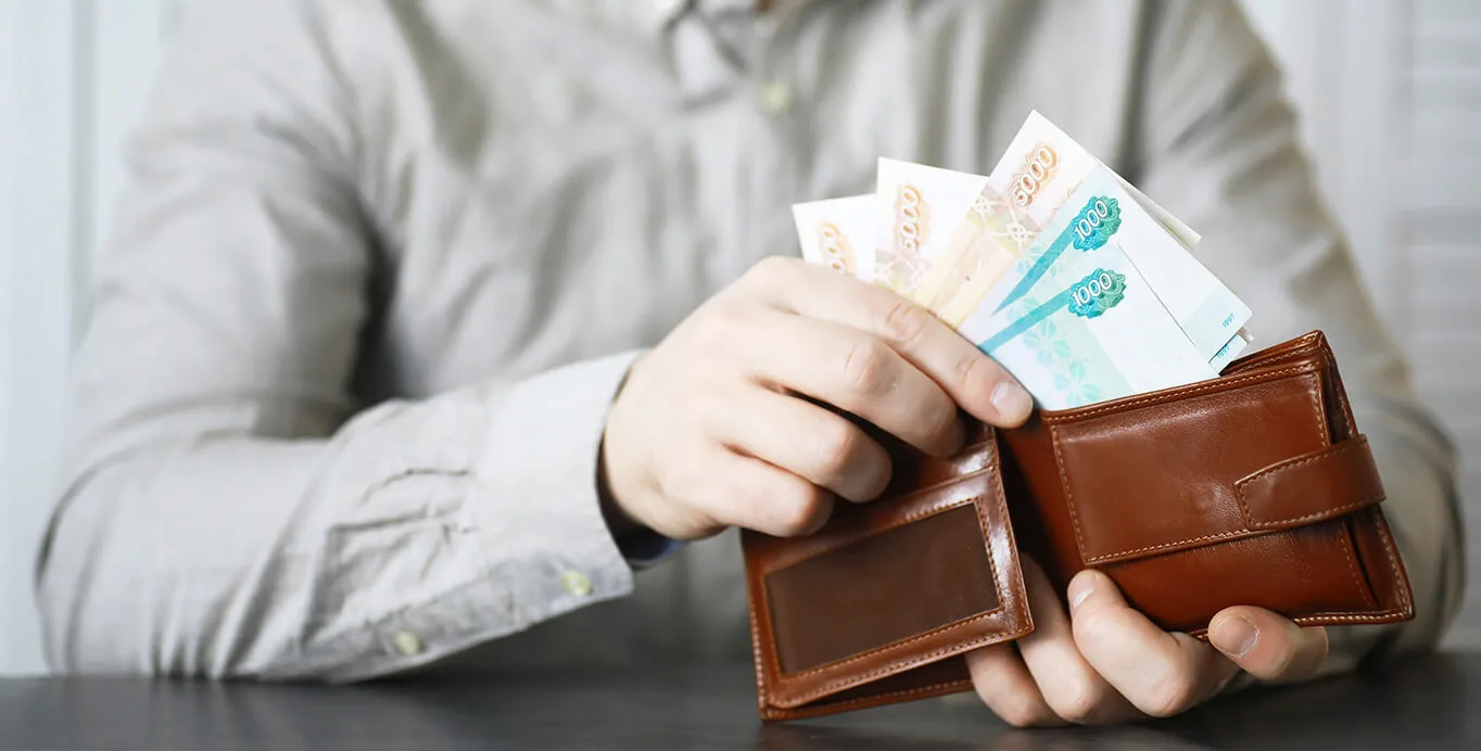 💰 Магия уголовного кодекса: астраханец мигом нашел 80 тысяч на родную дочь