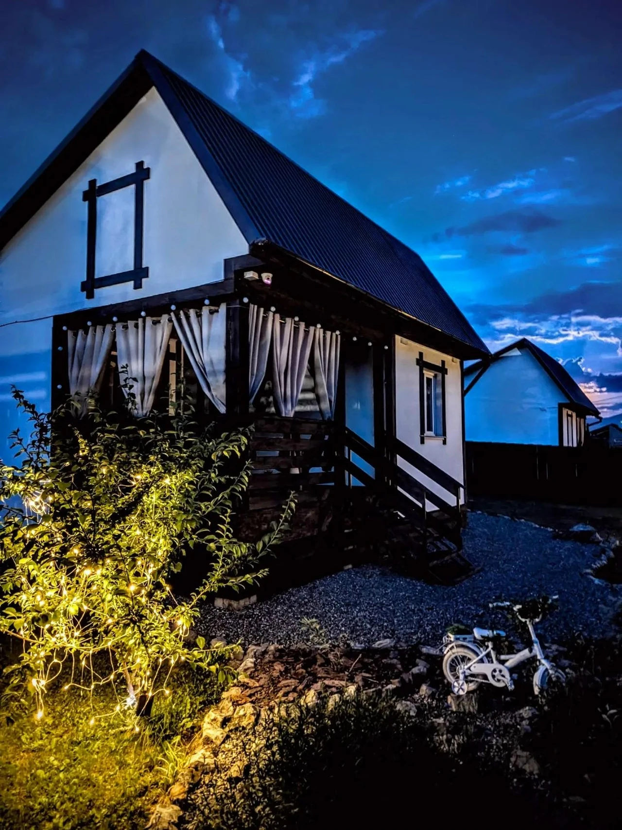🏡 Откройте для себя наш гостевой домик на Алтае. Надеемся, что эти фотографии передаду...