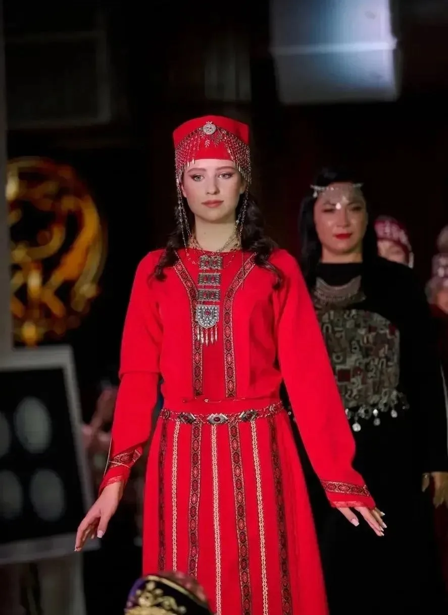 Виктория Сарычева, ученица 1 гимназии завоевала звание «Красавица Кубани 2025»