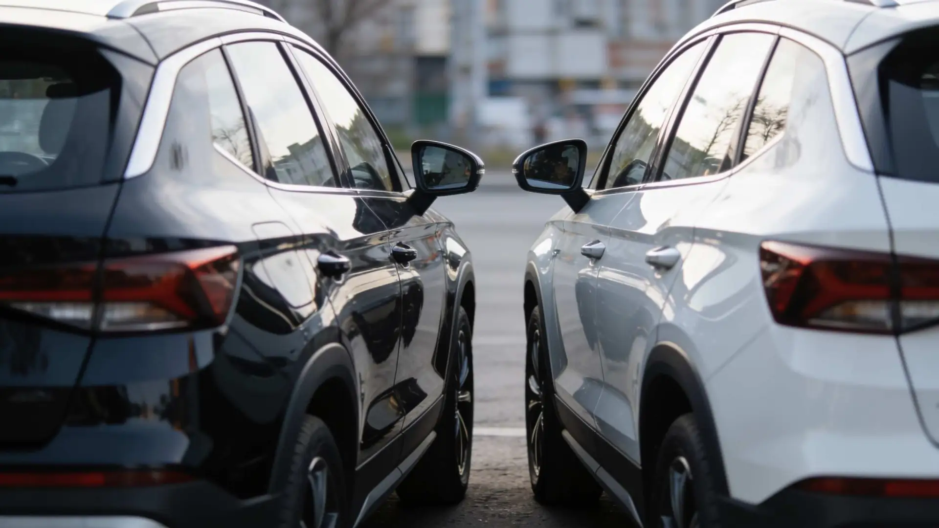 Для города или для трассы: сравнение Belgee X50 и Haval Jolion после обновления — что н...