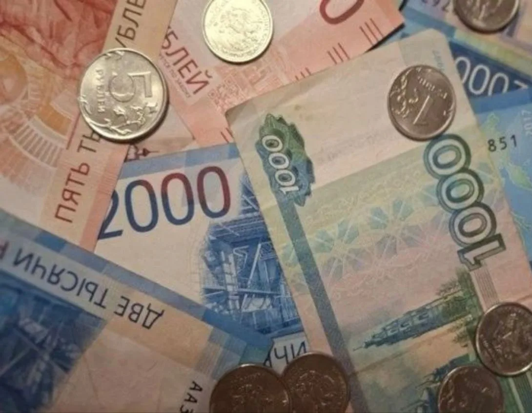 Брянским соцработникам утвердили новые минимальные оклады