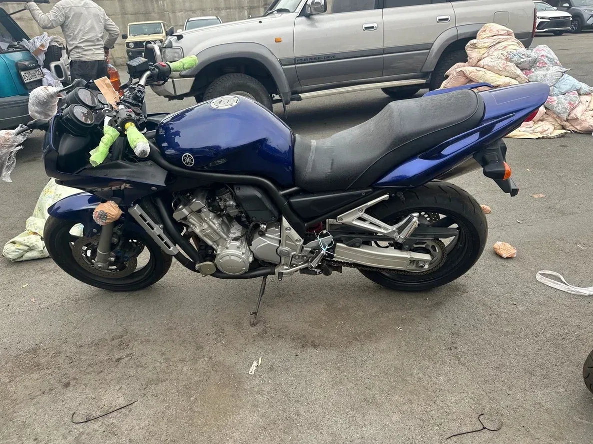 Yamaha FZS1000 2004г