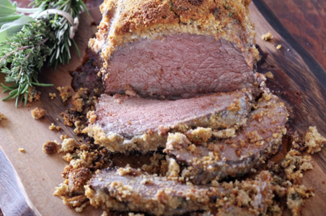 Свежее мясо 🥩 поросят и телочек по заказу, а также на заказ готовлю полуфабрикаты: