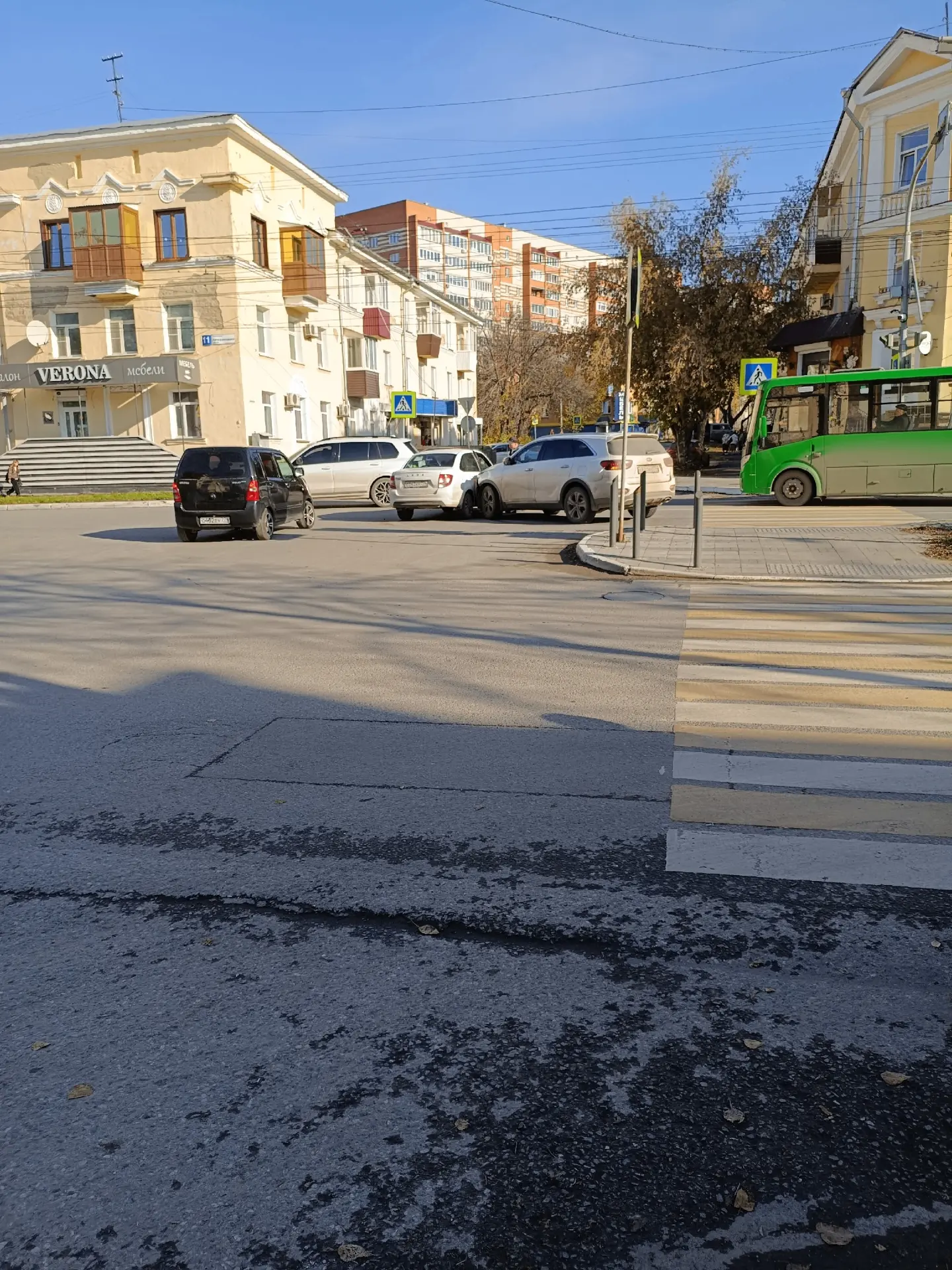 Авария на пр.Автозаводцев.