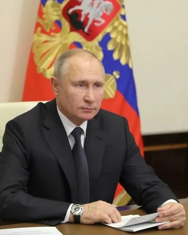 Сегодня свой День рождения отмечает Президент России Владимир Владимирович Путин!