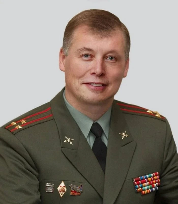 Илон Маск начал ограничивать работу терминалов "Starlink" на Украине