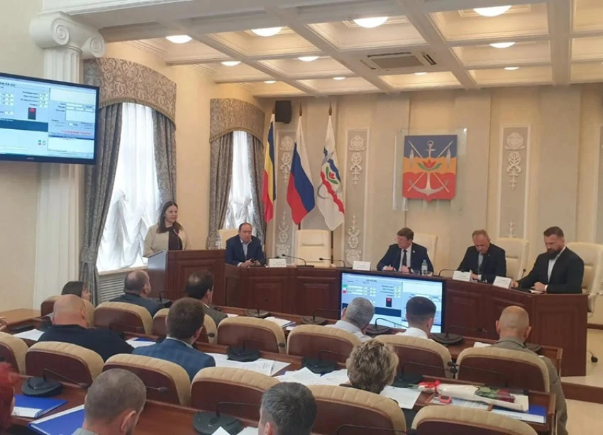 «Единая Россия» заблокировала обращение бизнесменов о сносе ларьков, а речь депутата-ко...
