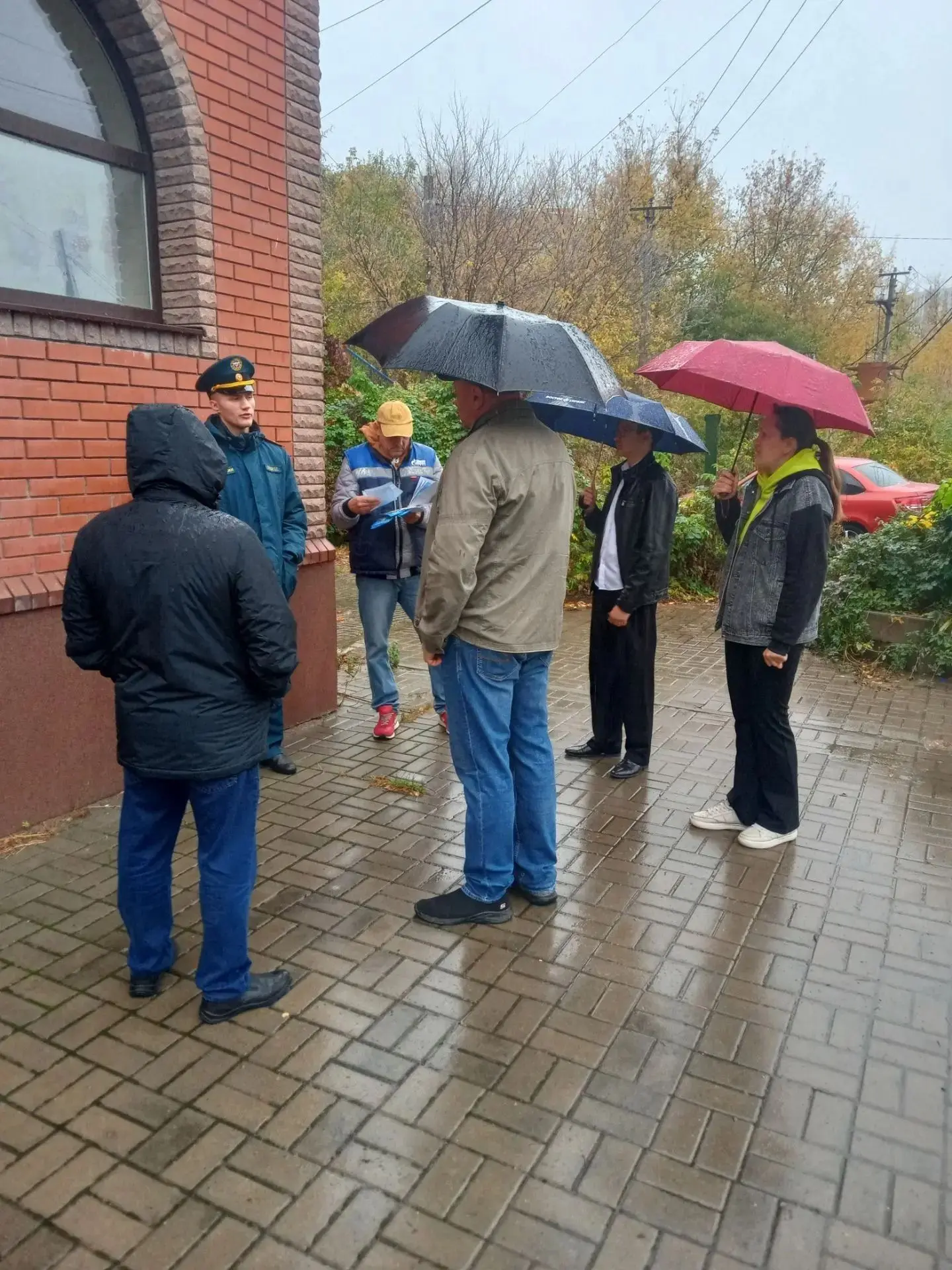 В округе  продолжается работа с жителями частного сектора.