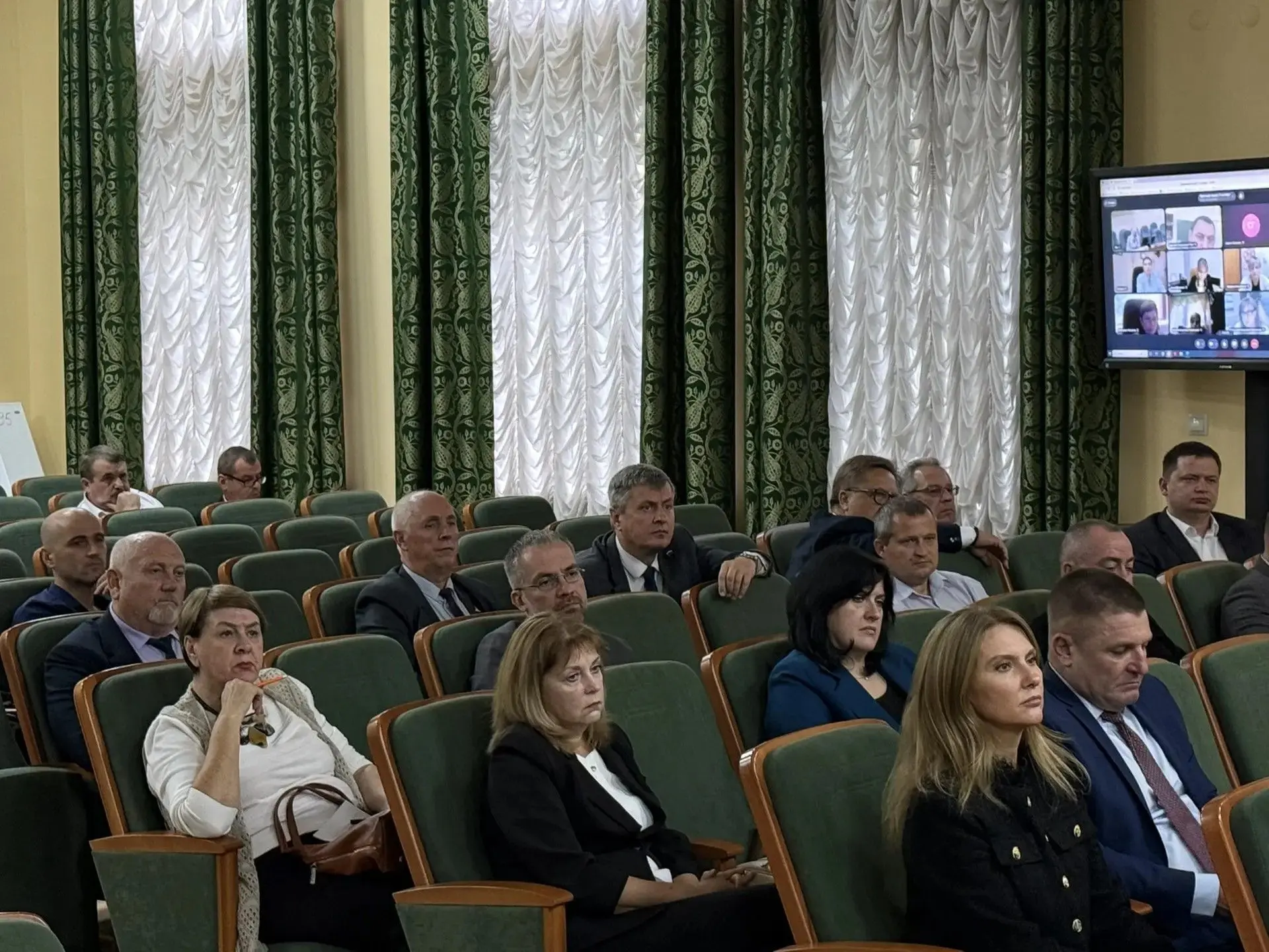 14 октября министр образования Ставропольского края Мария Викторовна Смагина провела со...