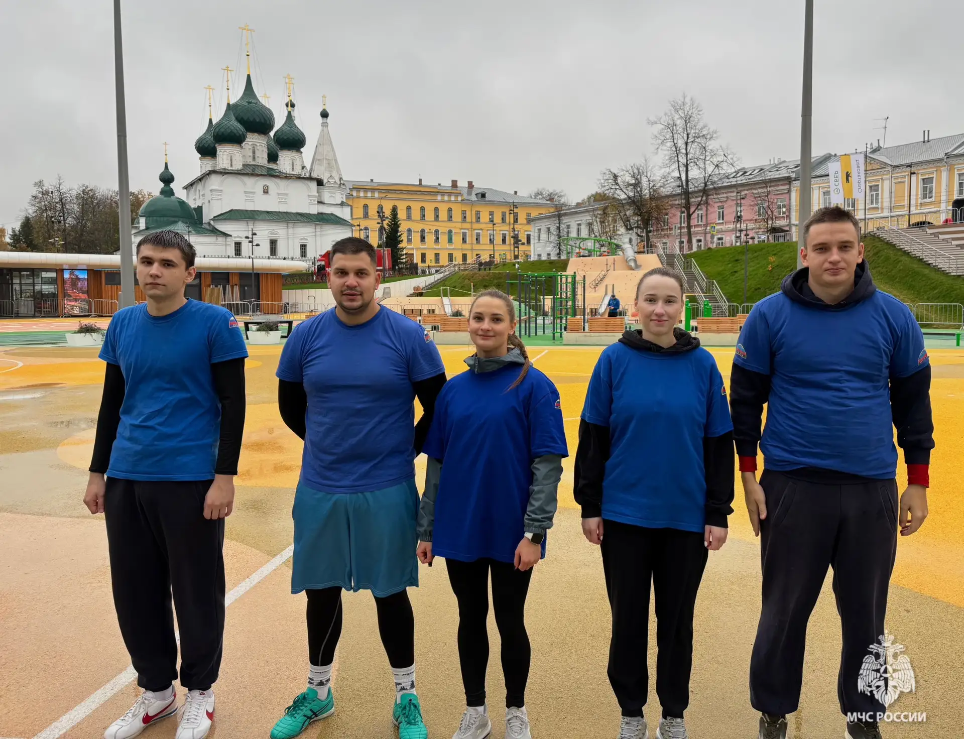 🏆 В Ярославле прошли соревнования по ярославской лапте среди федеральных органов испол...